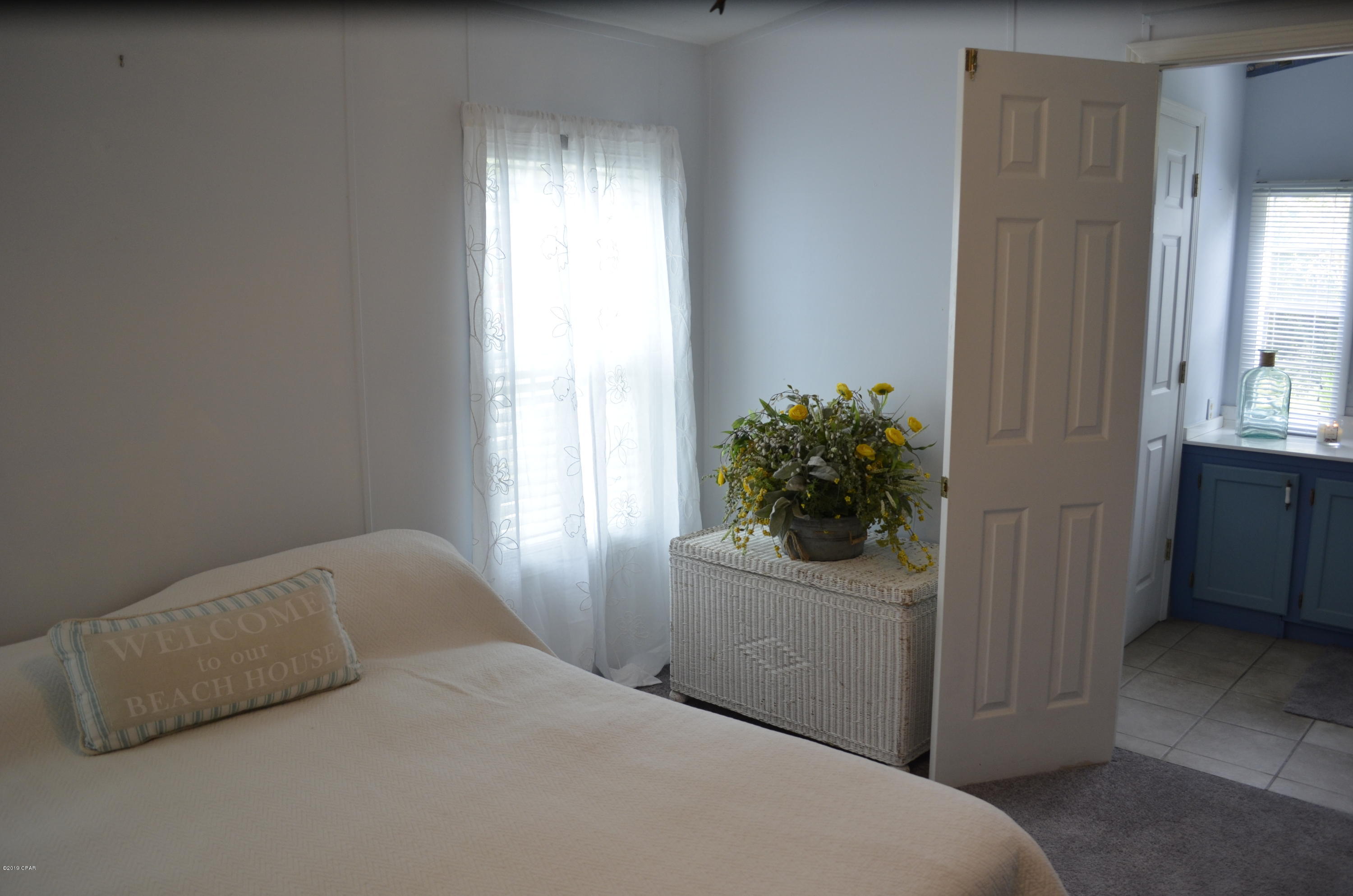 Laguna Beach Estates 7th Add - Residential