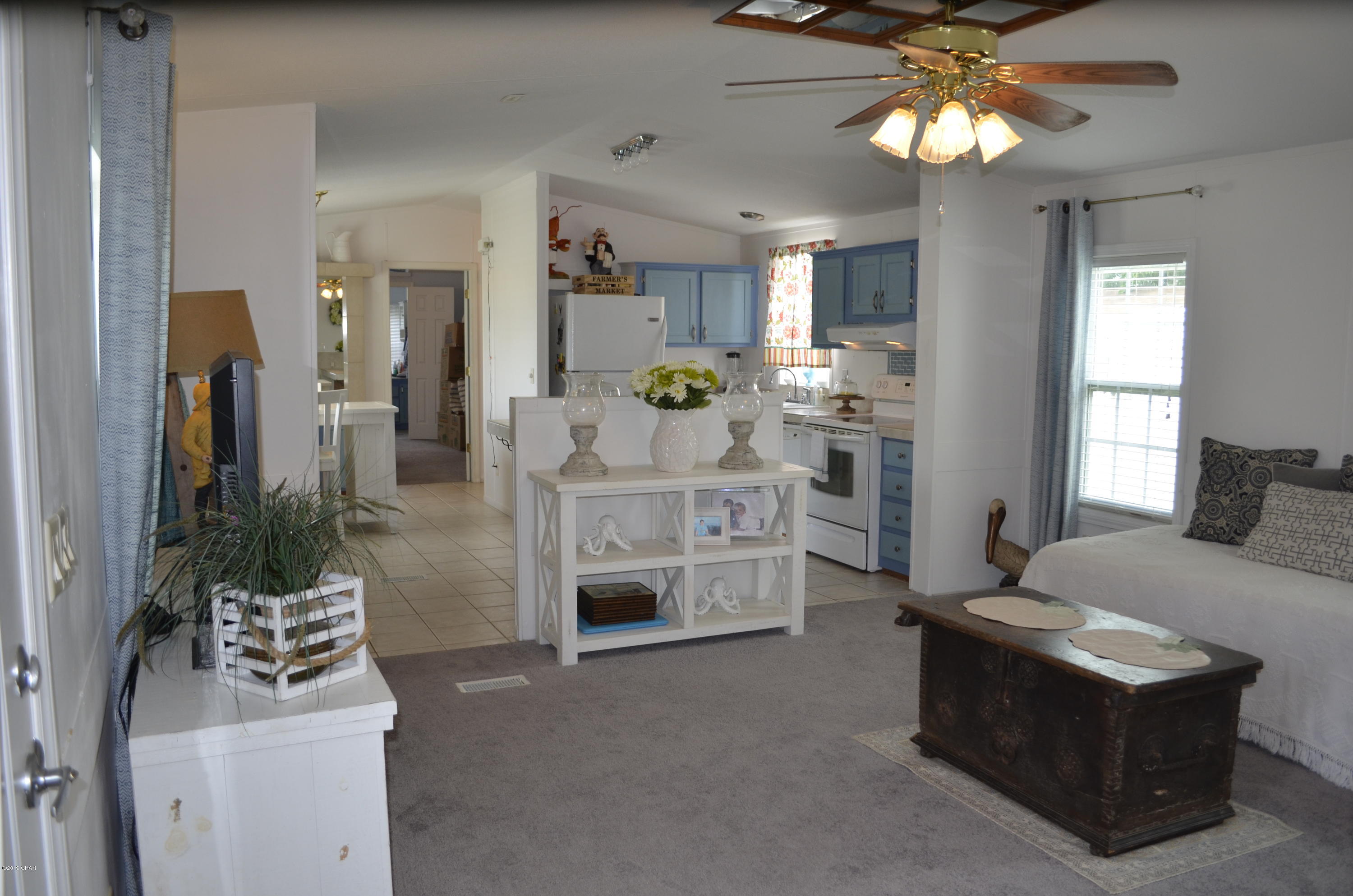 Laguna Beach Estates 7th Add - Residential