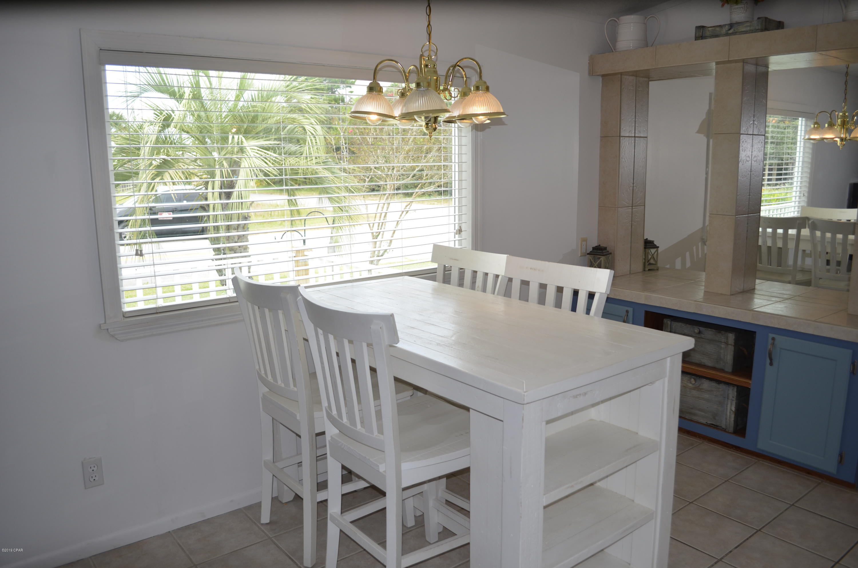 Laguna Beach Estates 7th Add - Residential