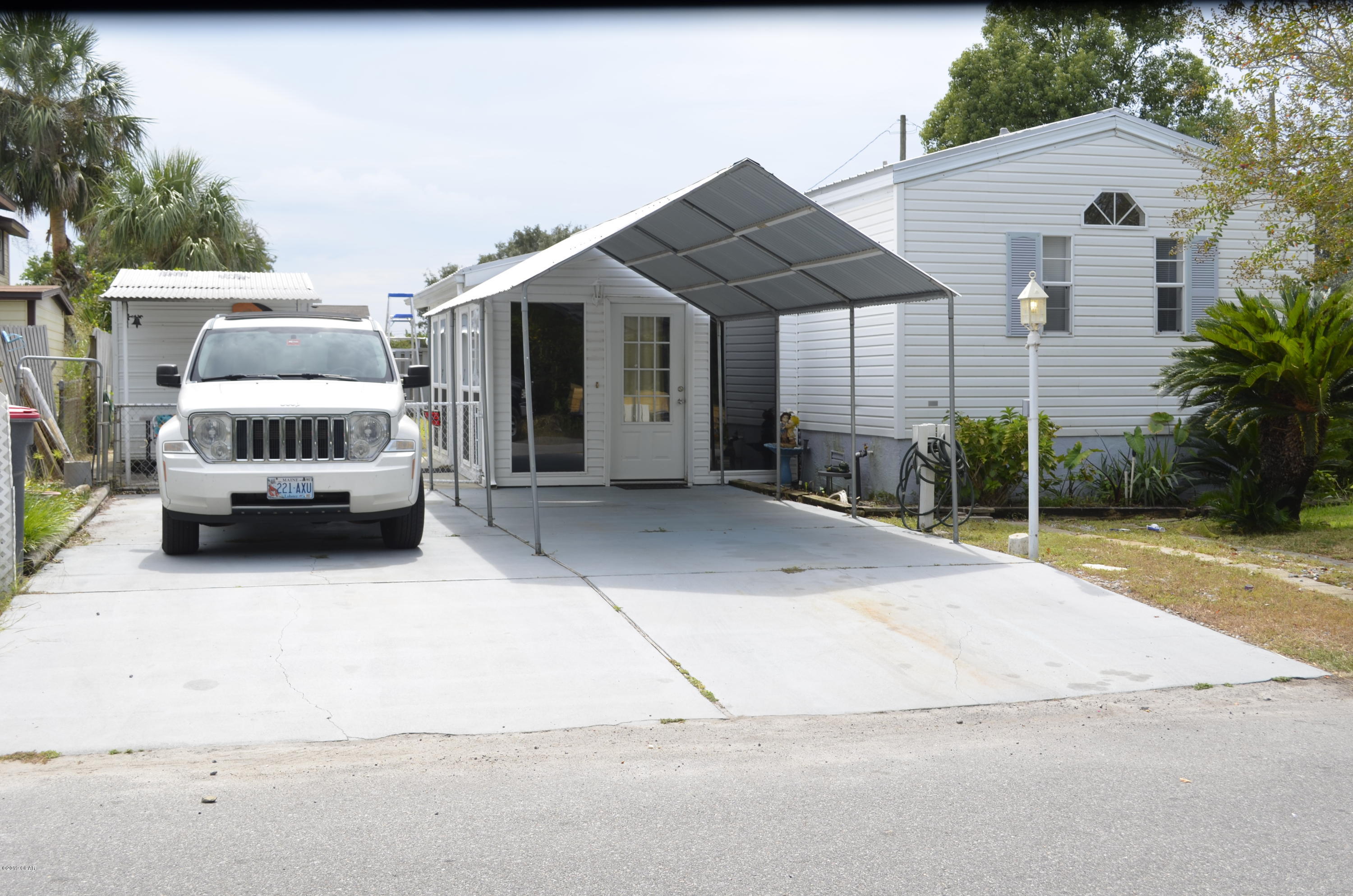 Laguna Beach Estates 7th Add - Residential