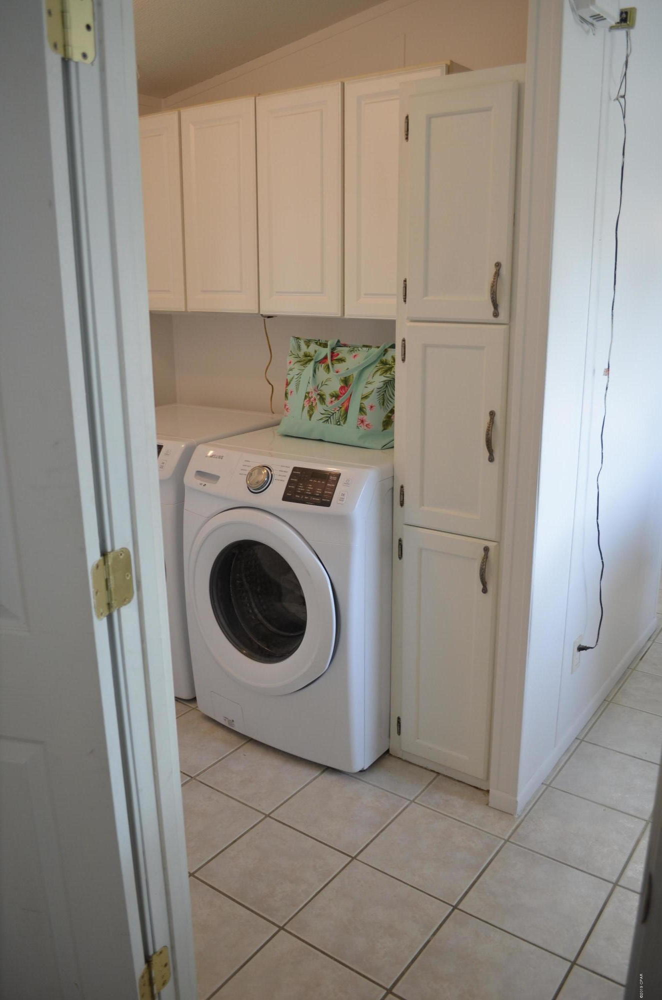 Laguna Beach Estates 7th Add - Residential