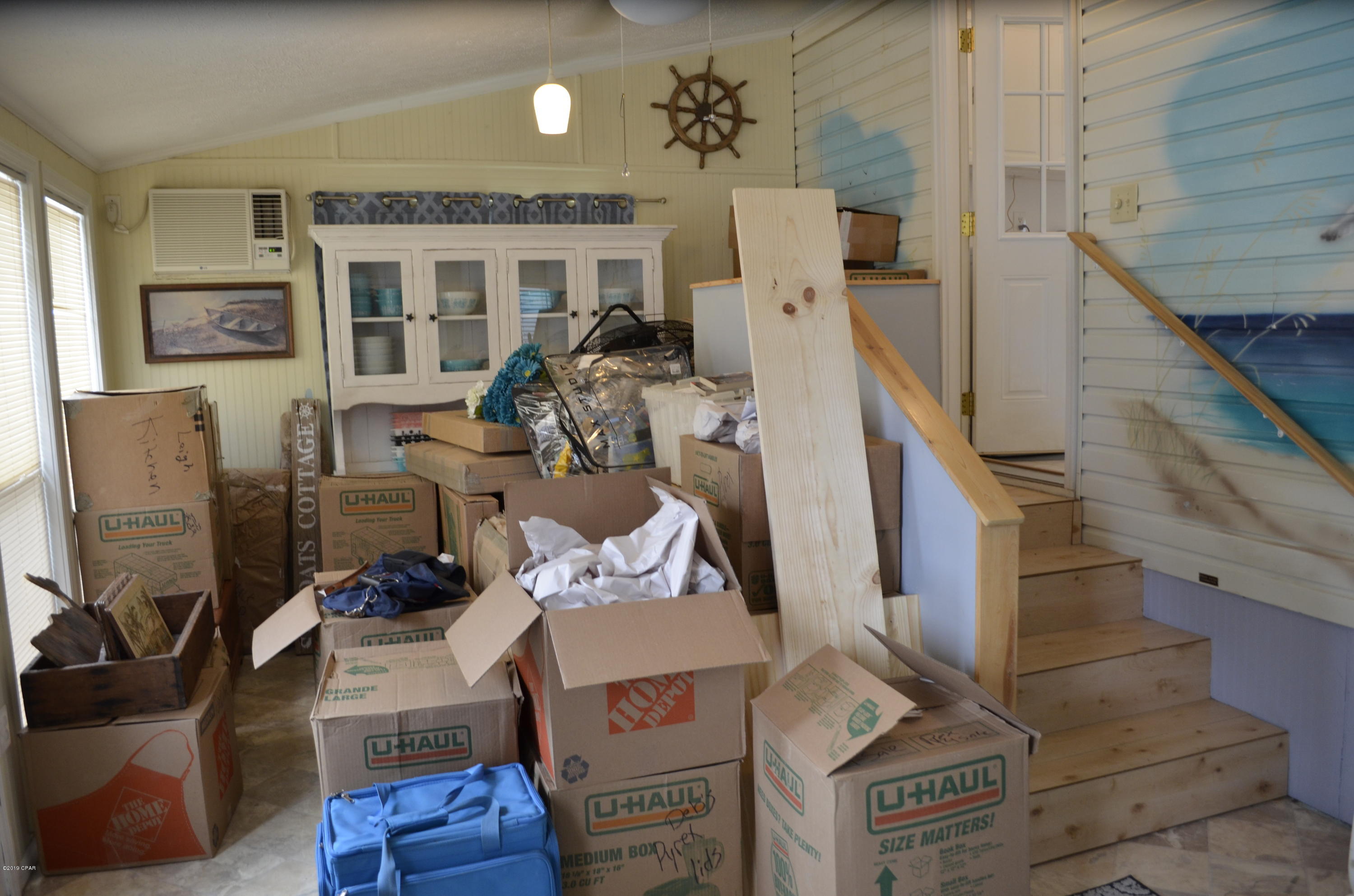 Laguna Beach Estates 7th Add - Residential