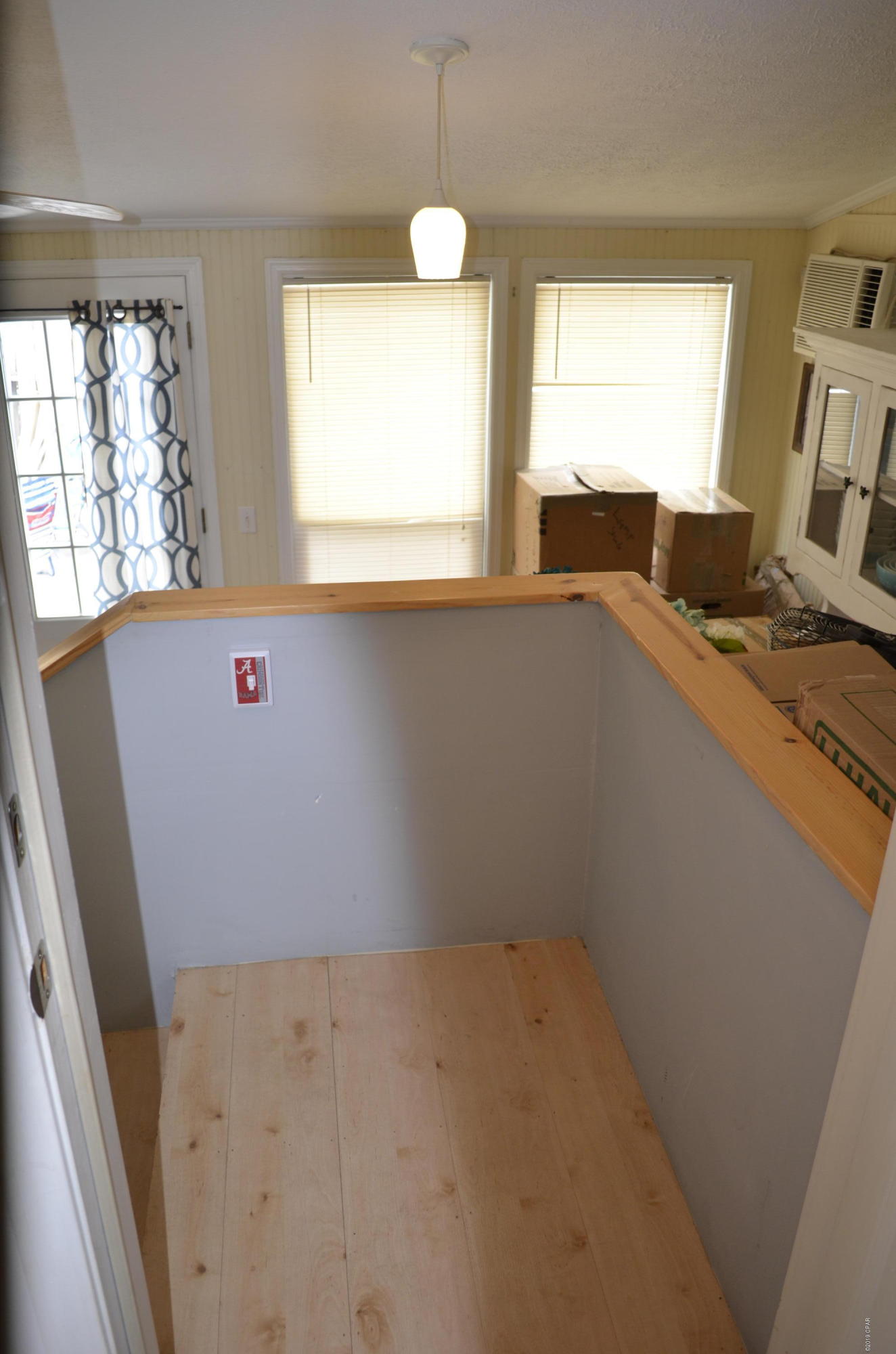 Laguna Beach Estates 7th Add - Residential