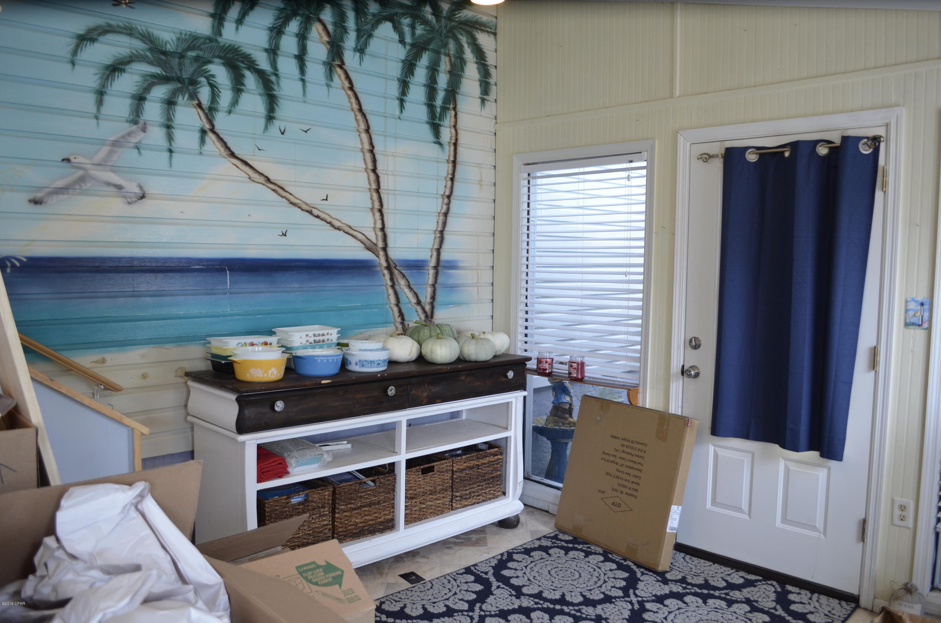 Laguna Beach Estates 7th Add - Residential