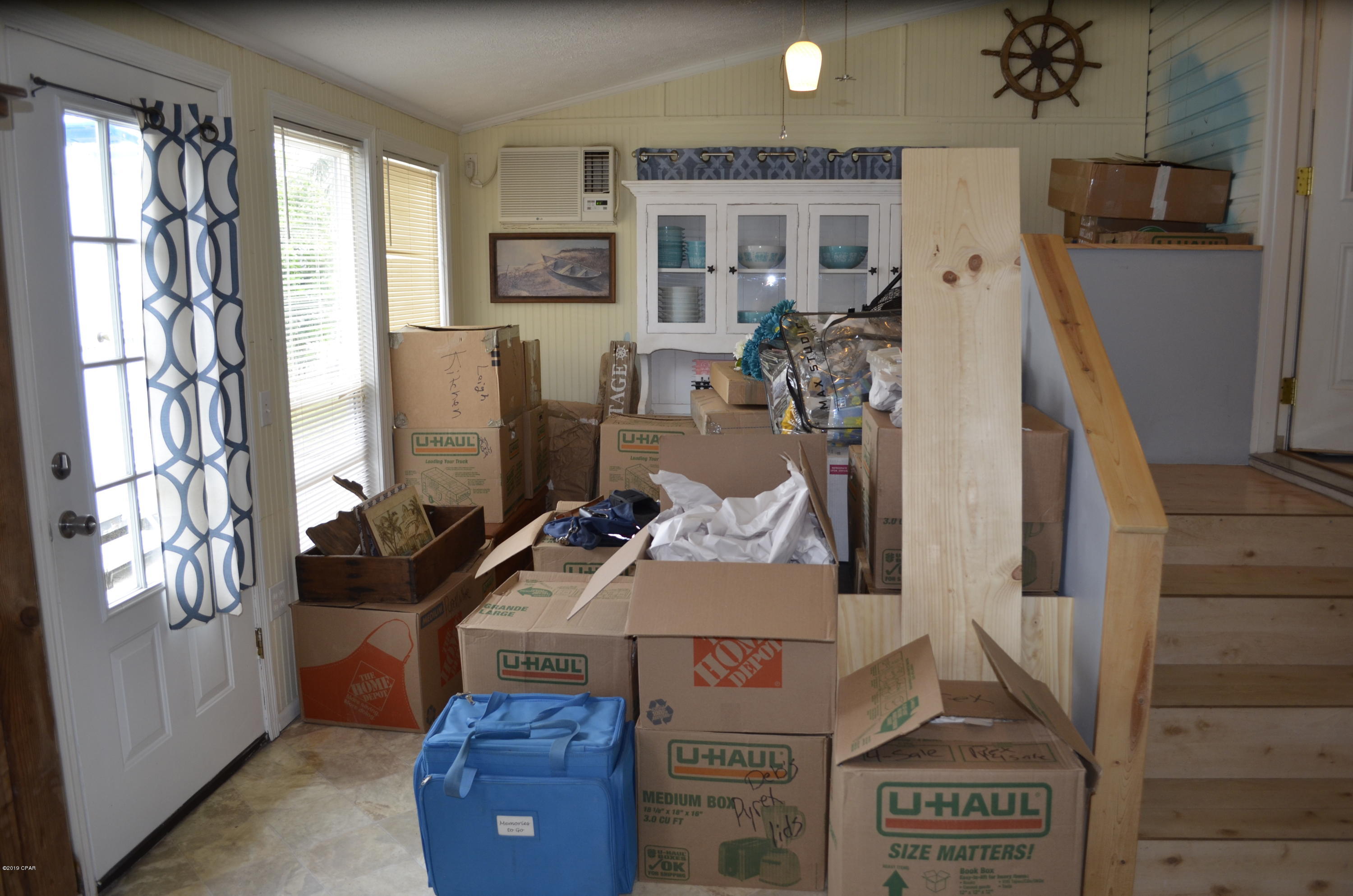 Laguna Beach Estates 7th Add - Residential