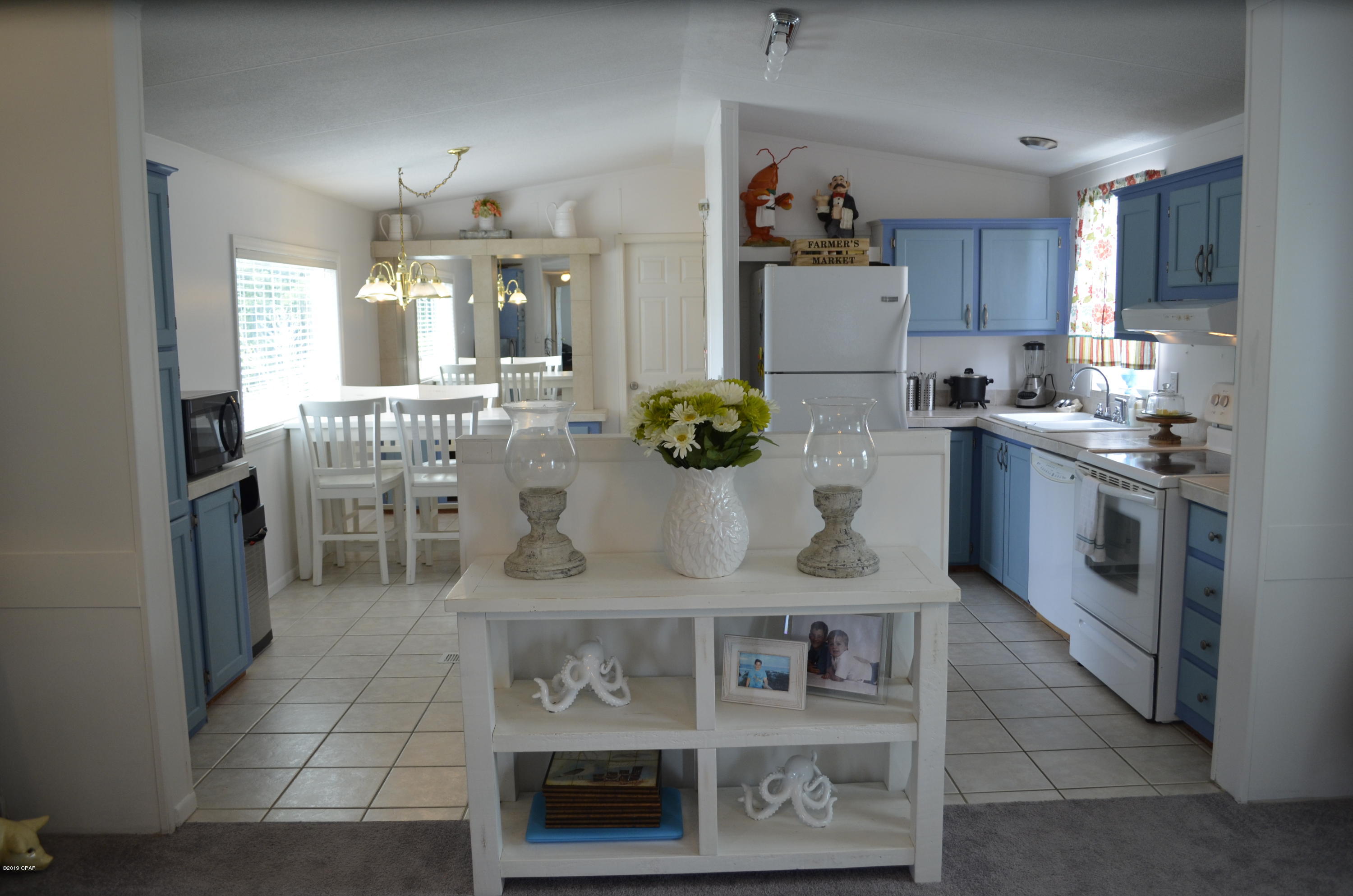 Laguna Beach Estates 7th Add - Residential