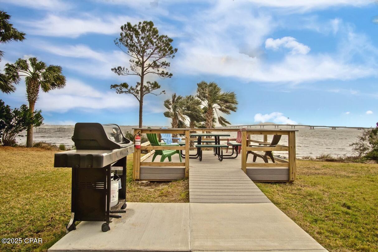 Hibiscus By The Bay - Residential