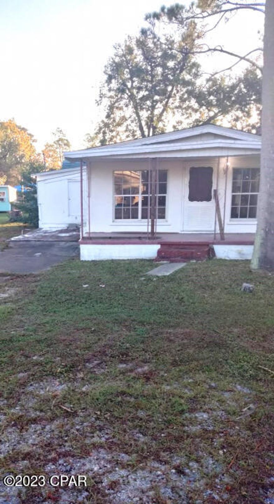 Welcome to 105 Robbins Ave! The owner says SELL IT!! Minutes from the water, come take a look and see if this is your next investment opportunity