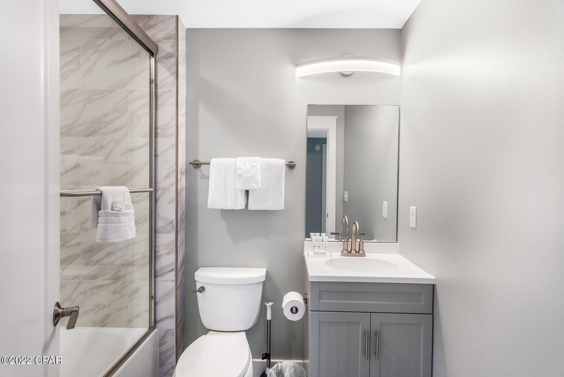 Splash Condo - Residential