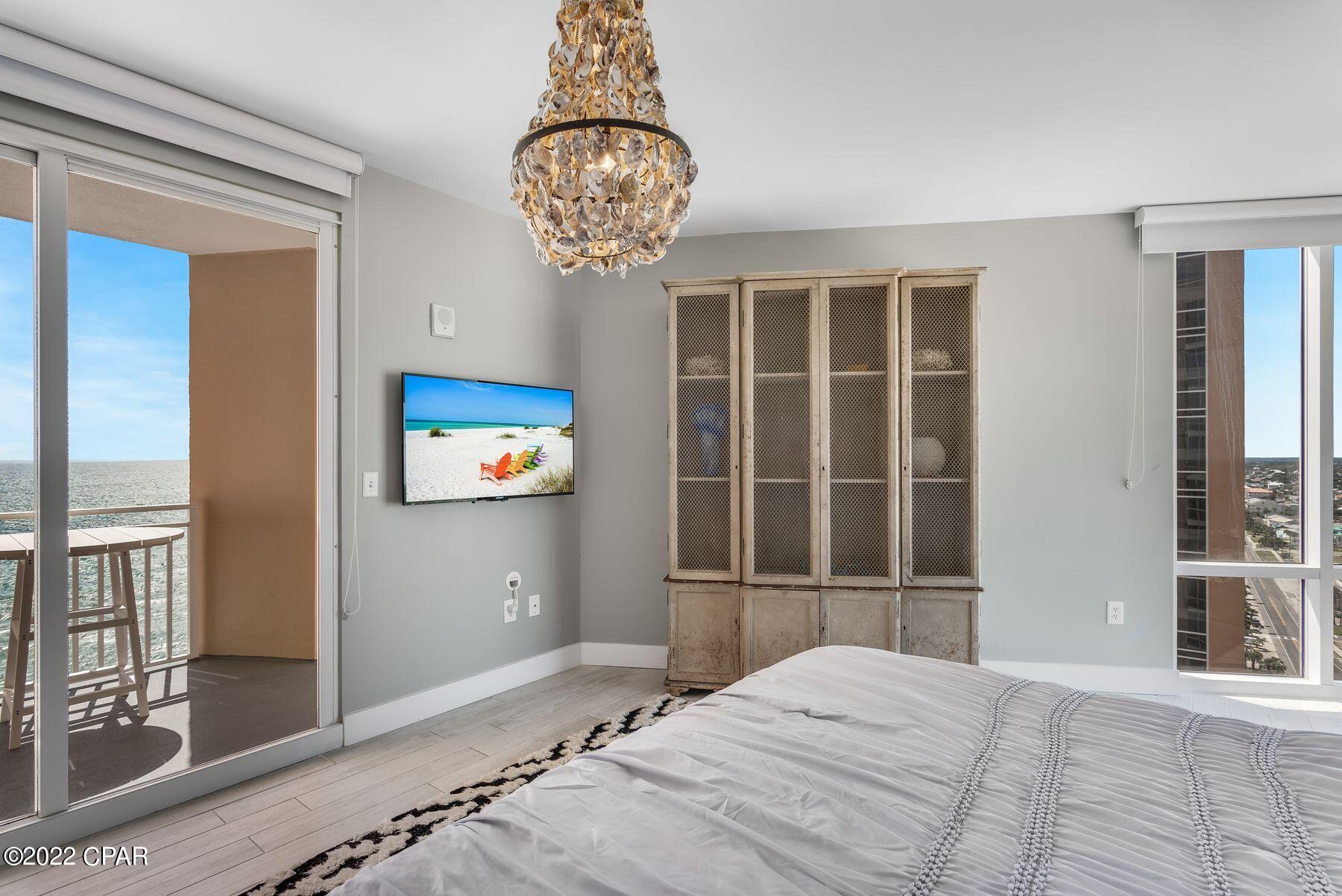 Splash Condo - Residential