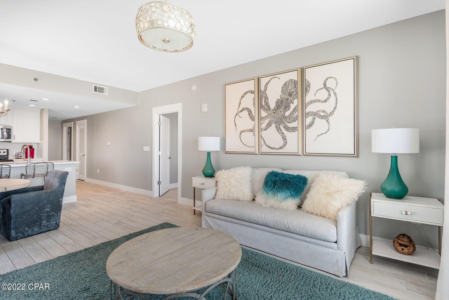 Splash Condo - Residential