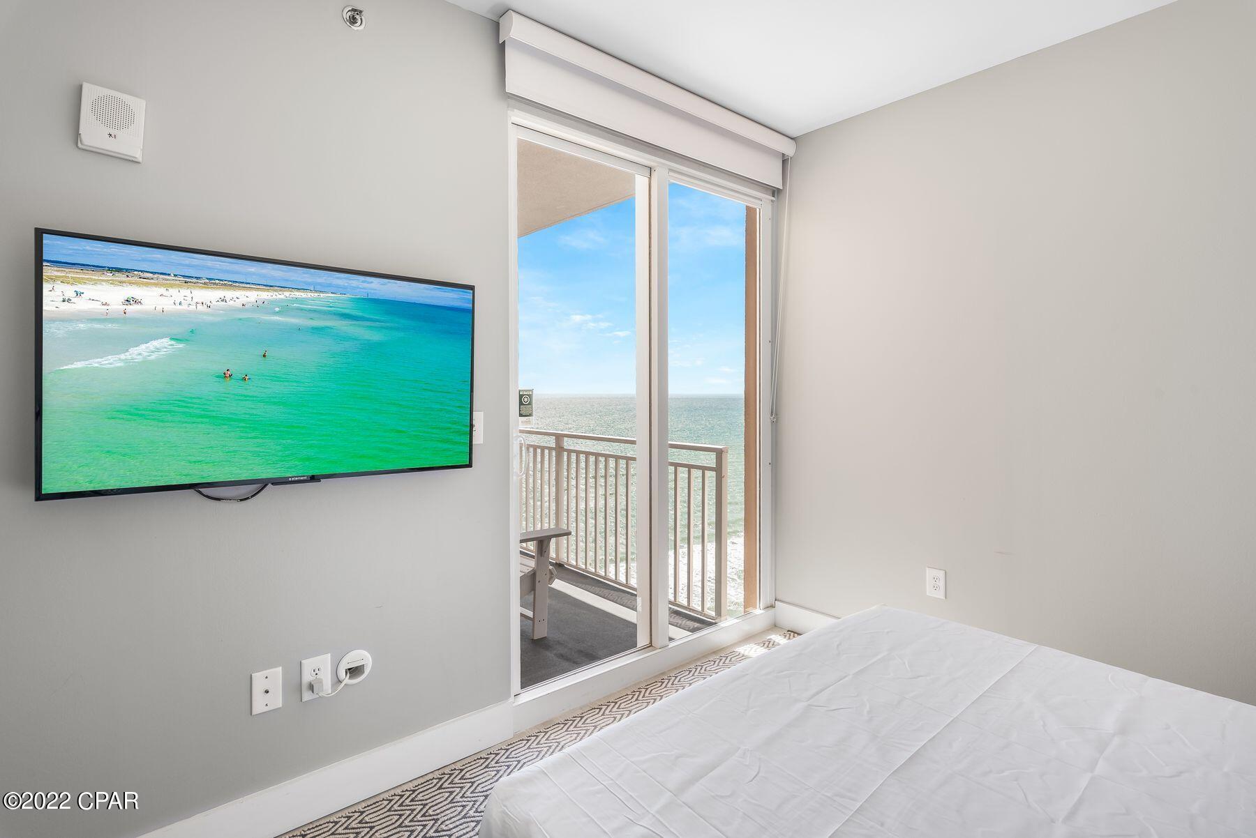 Splash Condo - Residential