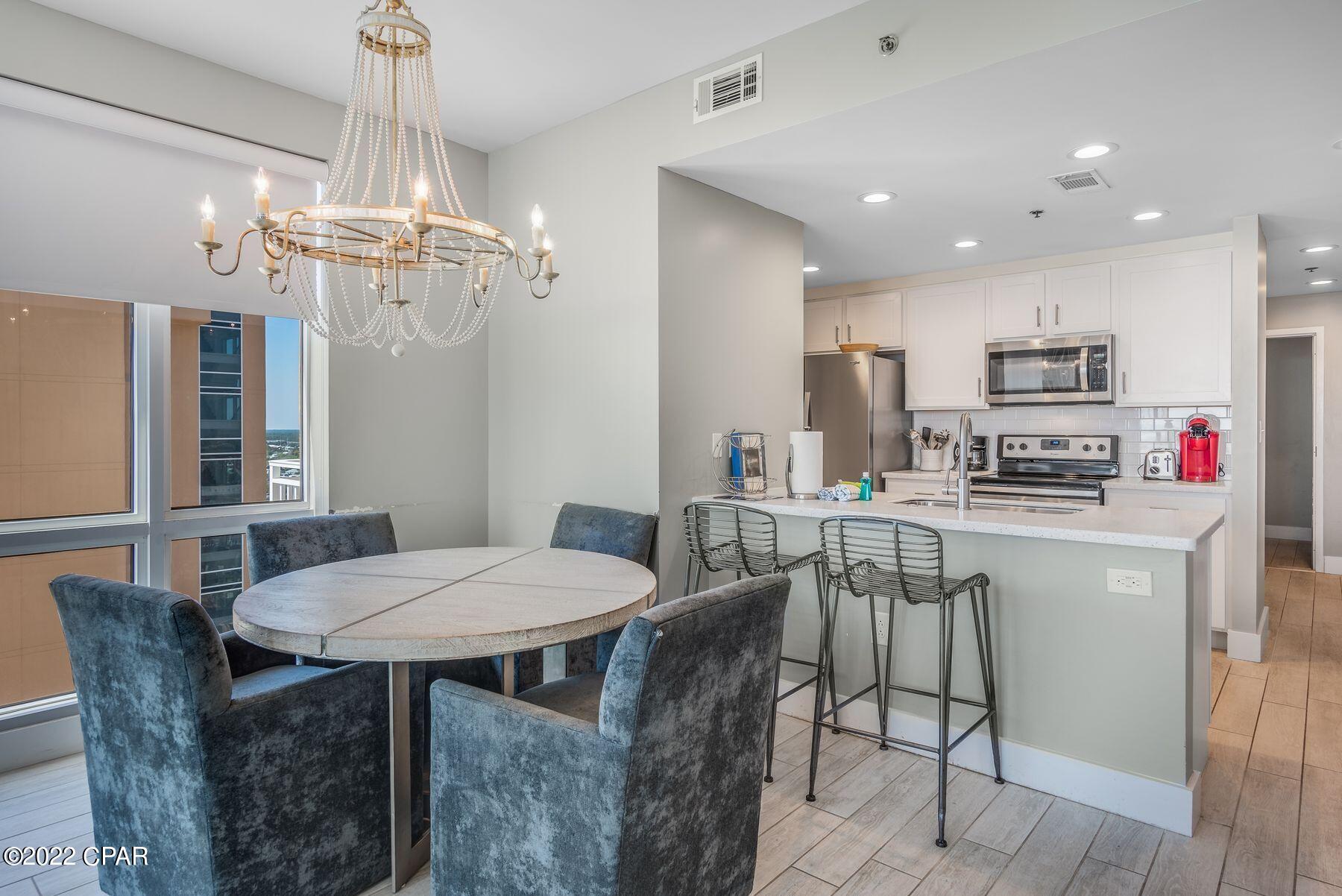 Splash Condo - Residential