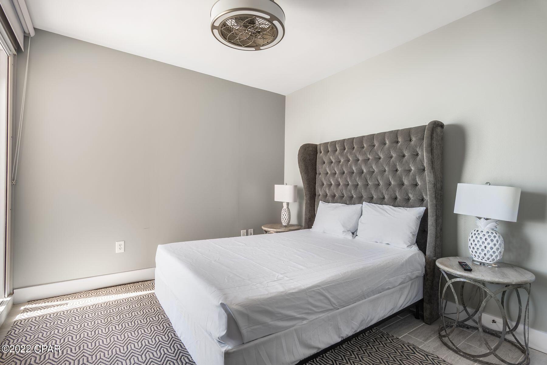 Splash Condo - Residential