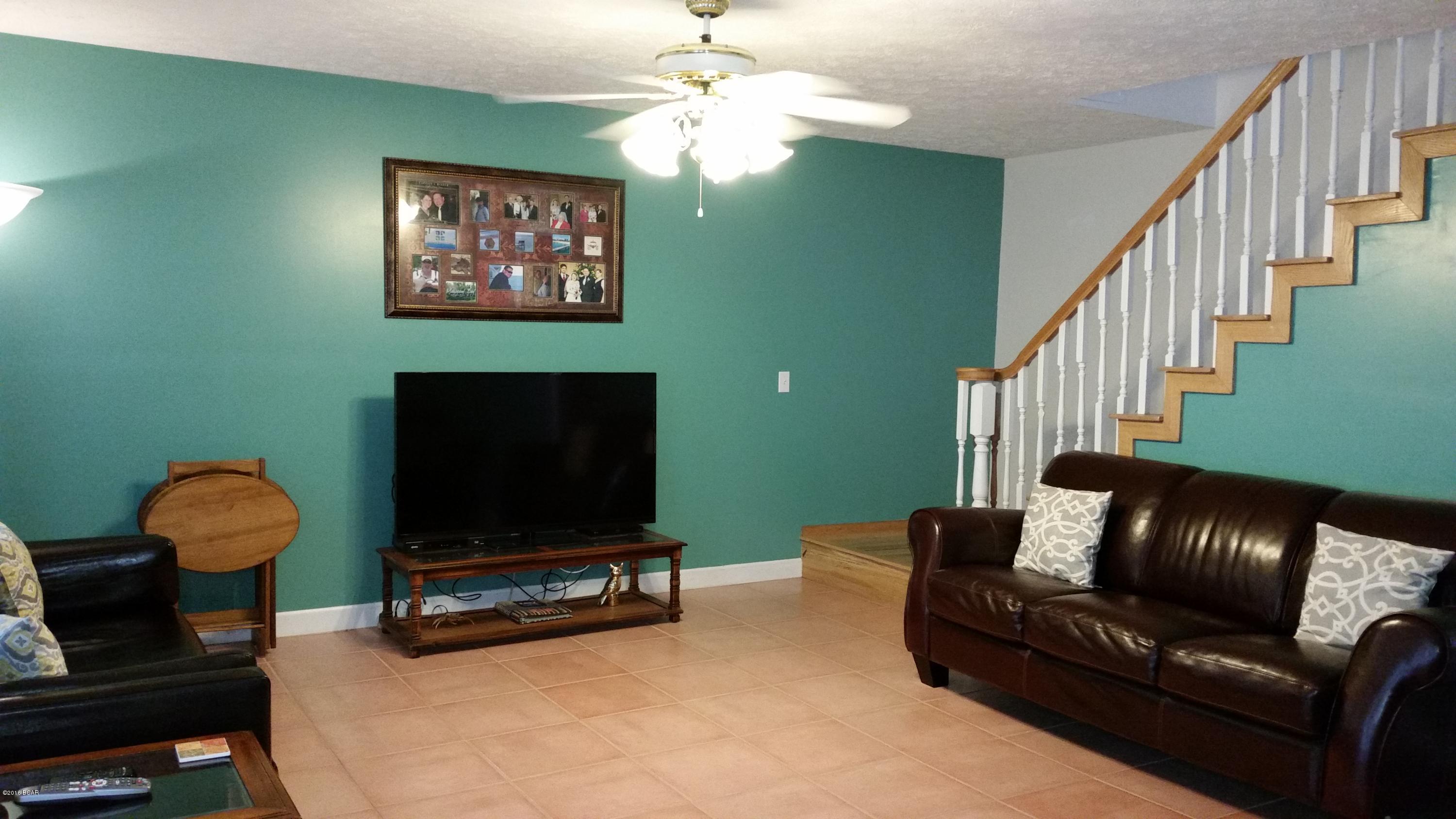 College Point 2nd Add - Residential