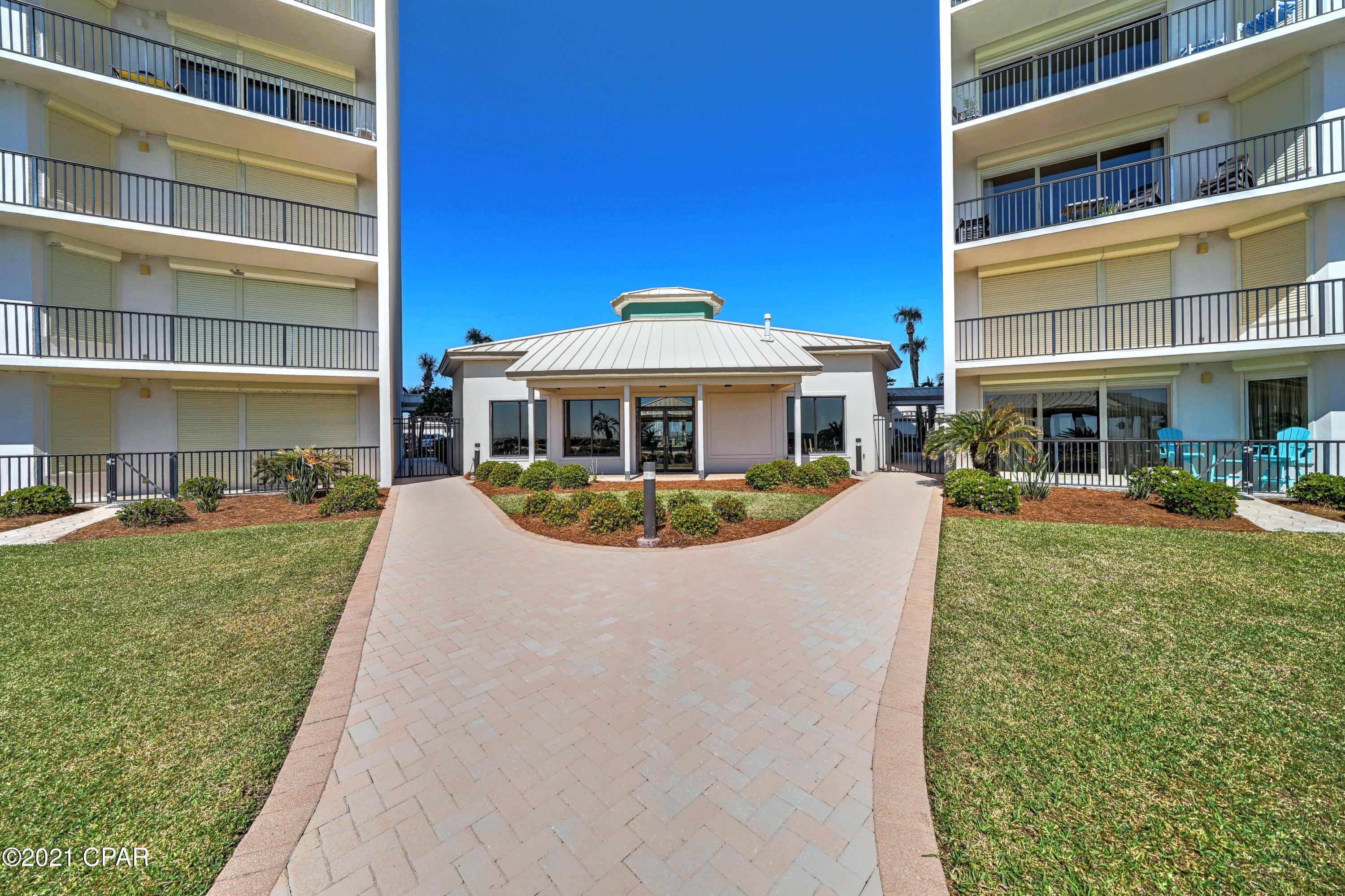 Summerwinds Condo - Residential