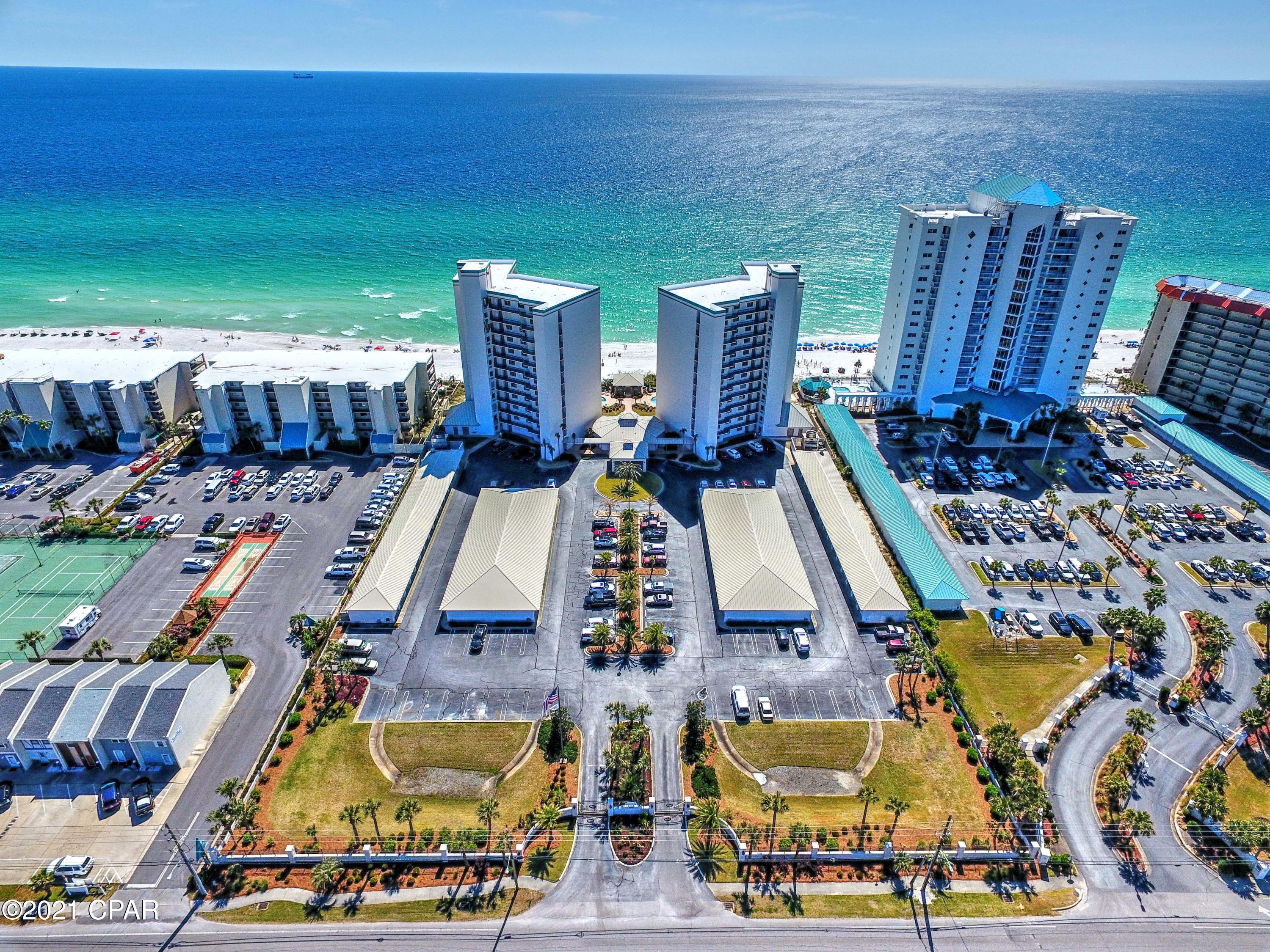 Summerwinds Condo - Residential