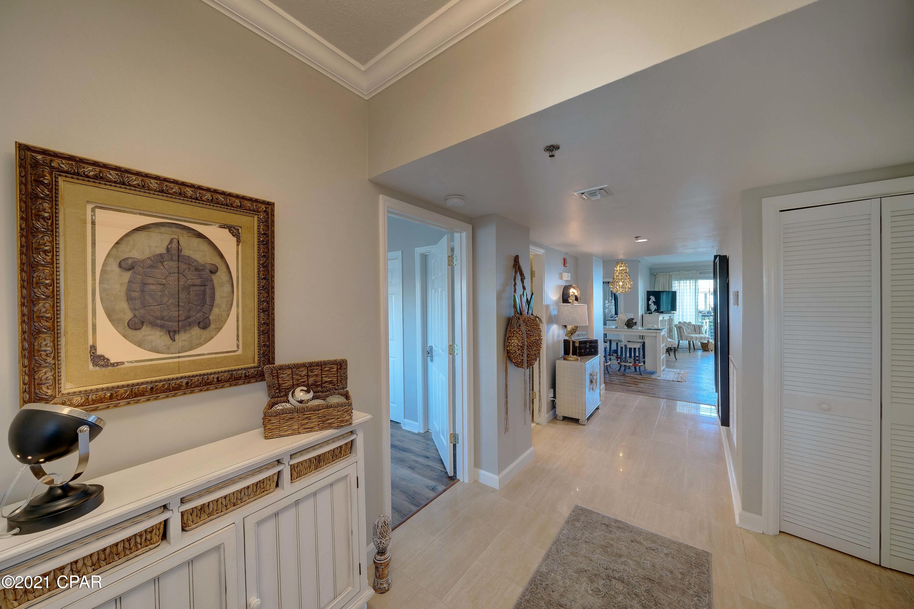 Summerwinds Condo - Residential