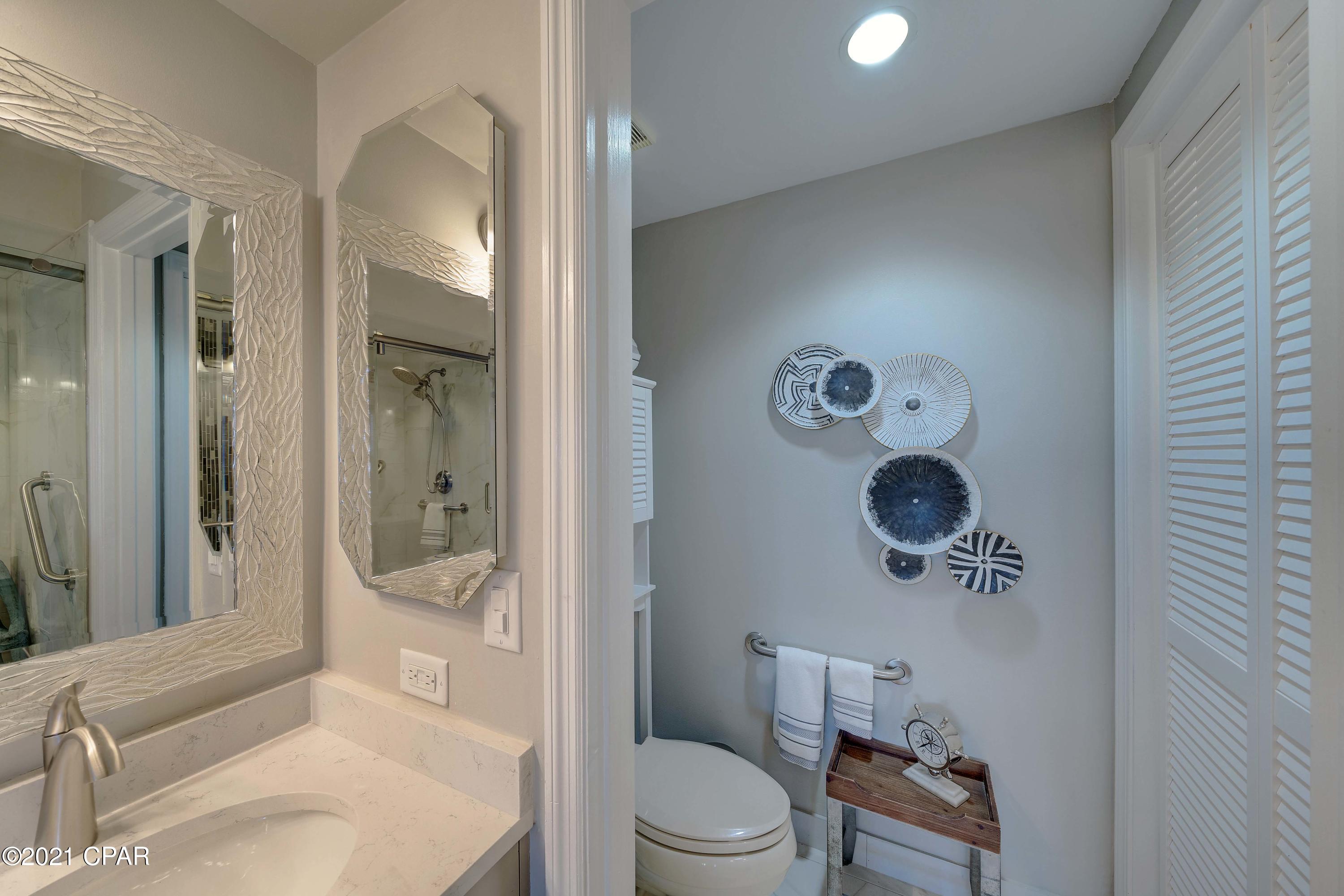 Summerwinds Condo - Residential