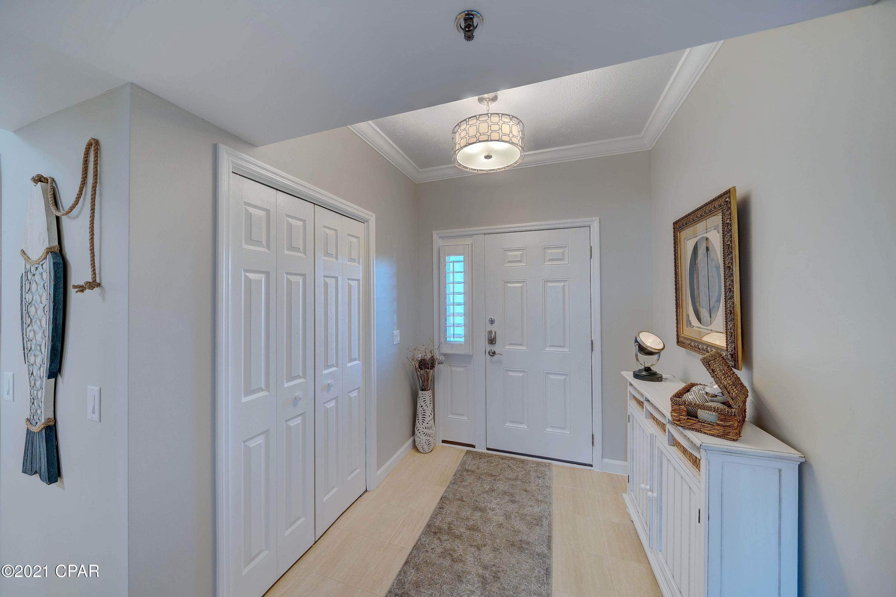 Summerwinds Condo - Residential