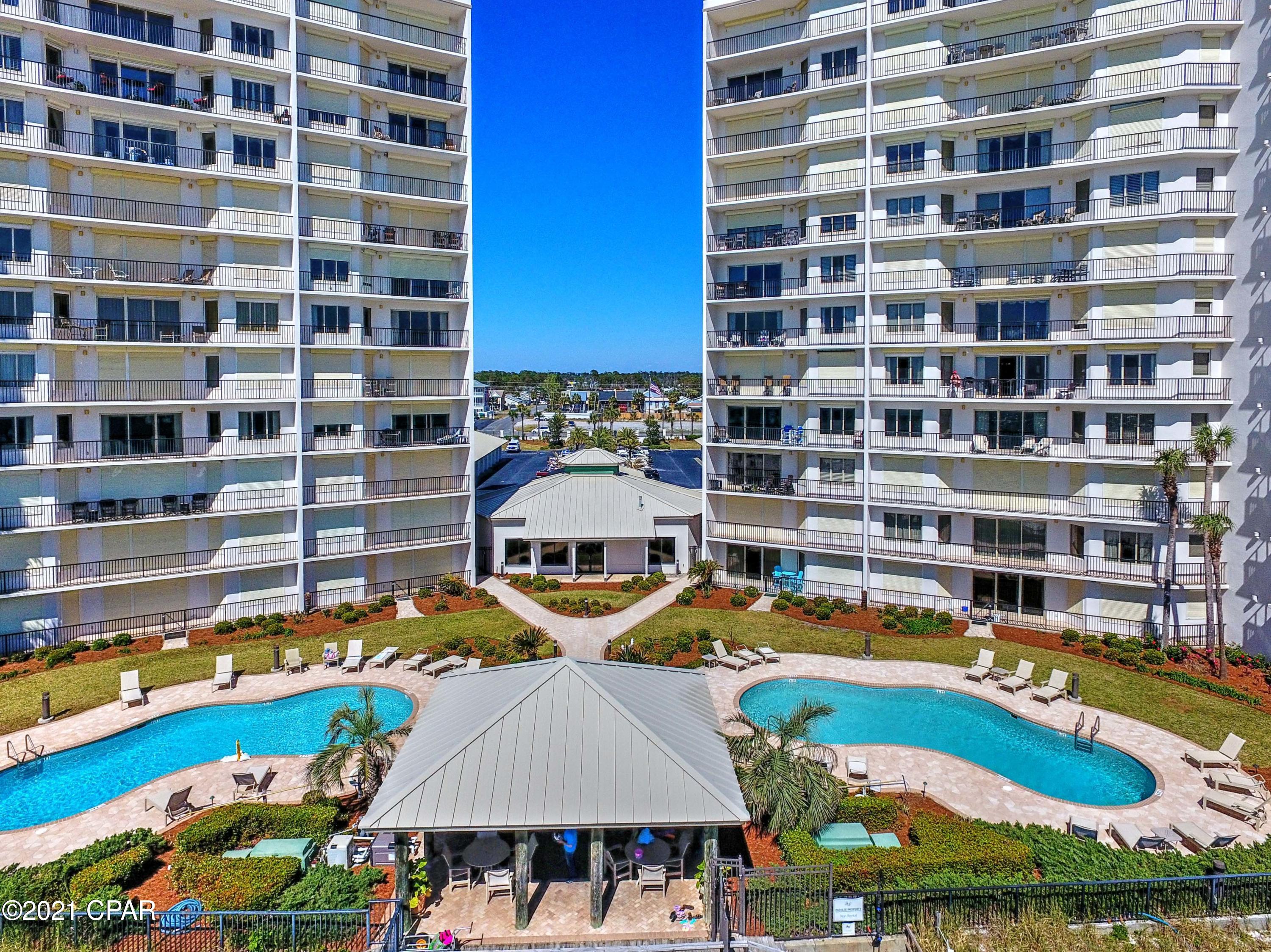 Summerwinds Condo - Residential