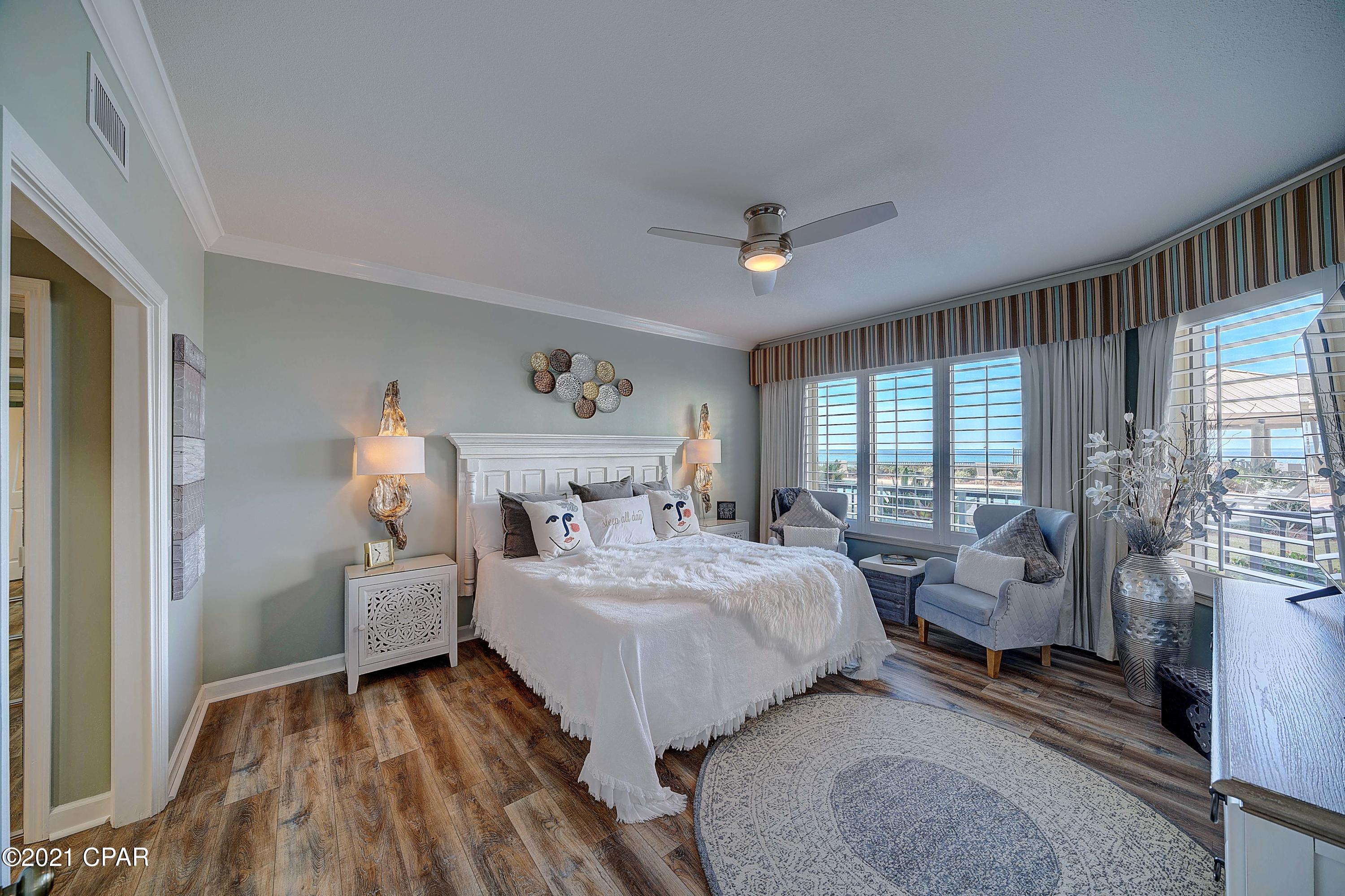 Summerwinds Condo - Residential