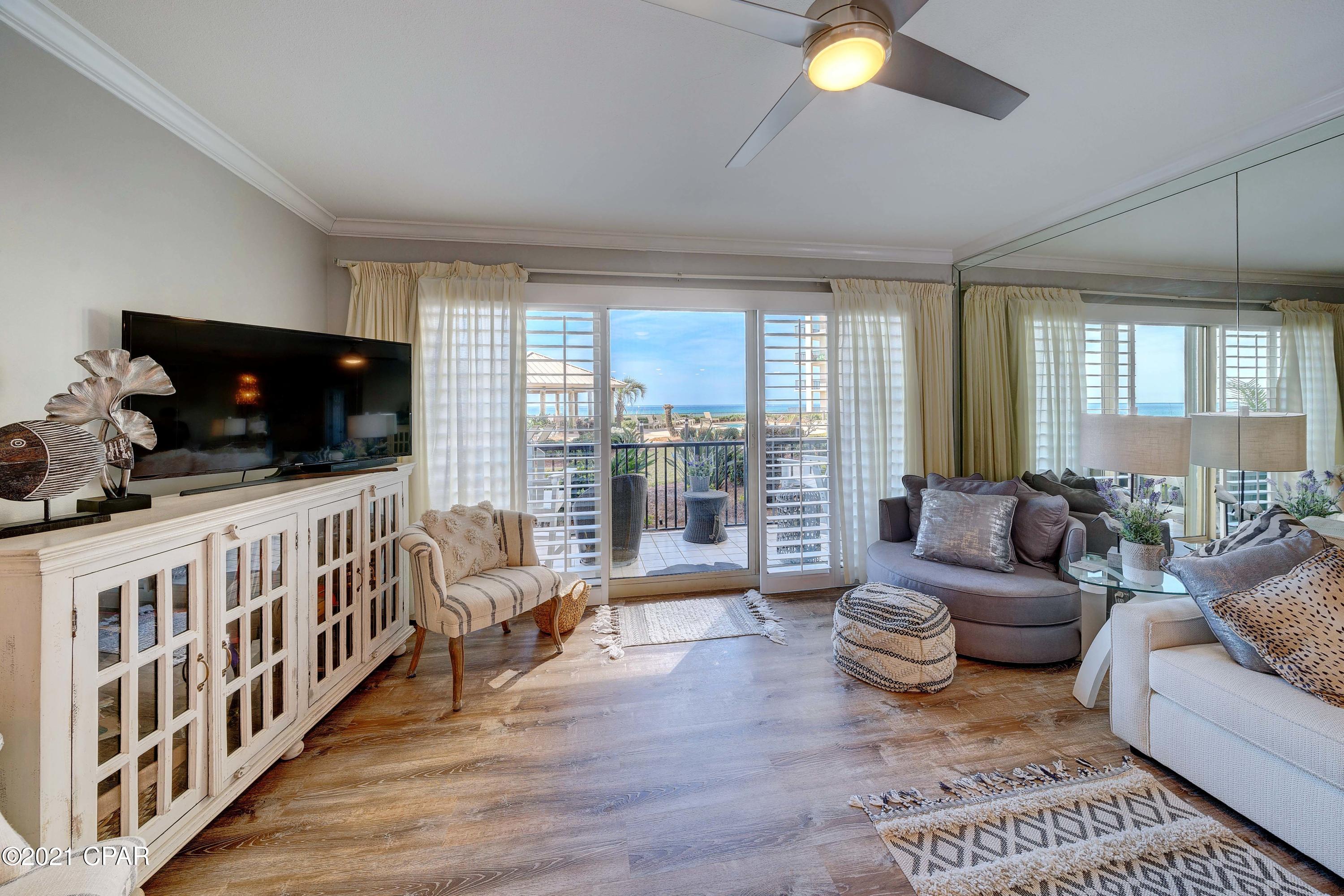 Summerwinds Condo - Residential