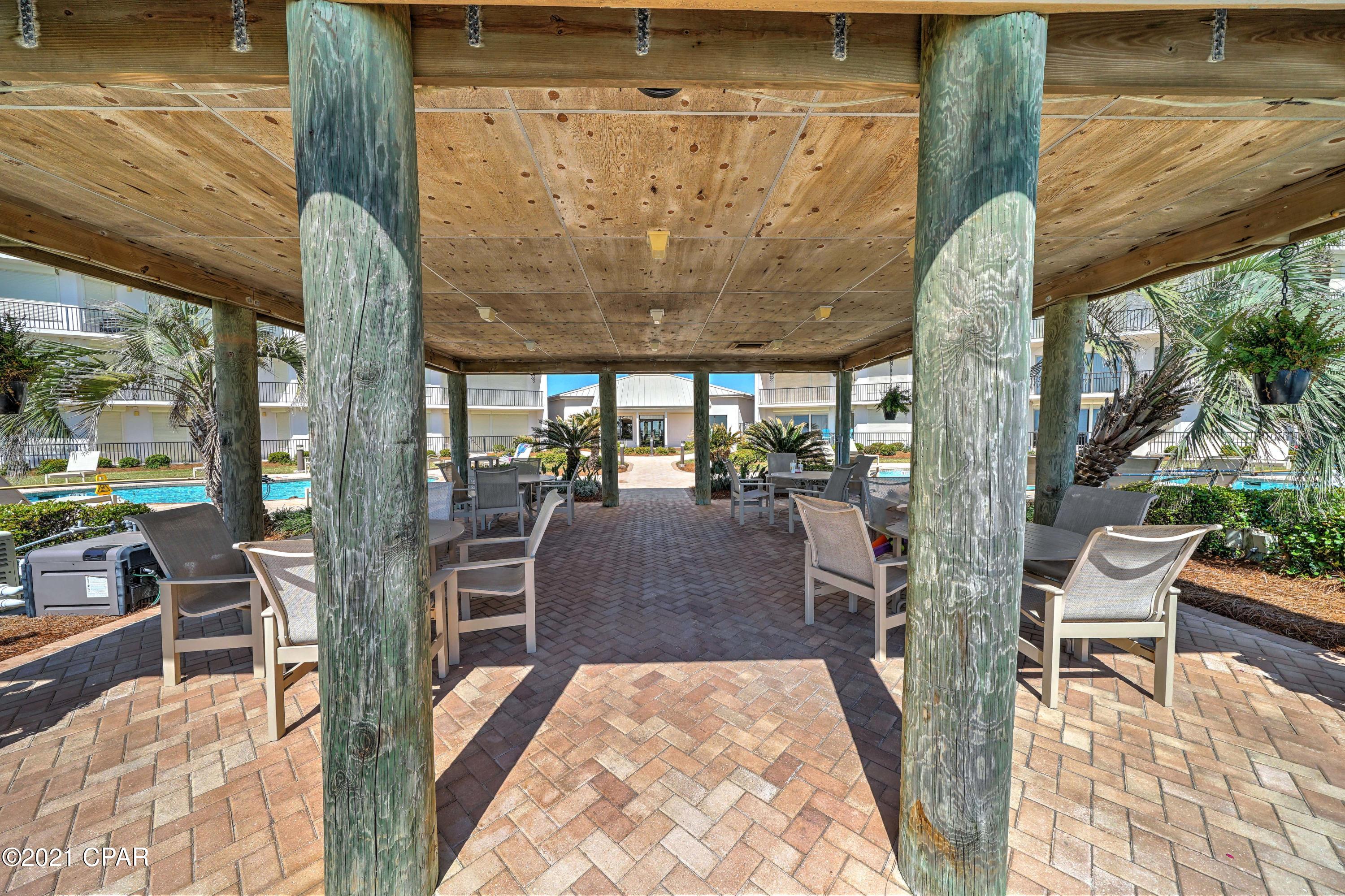 Summerwinds Condo - Residential