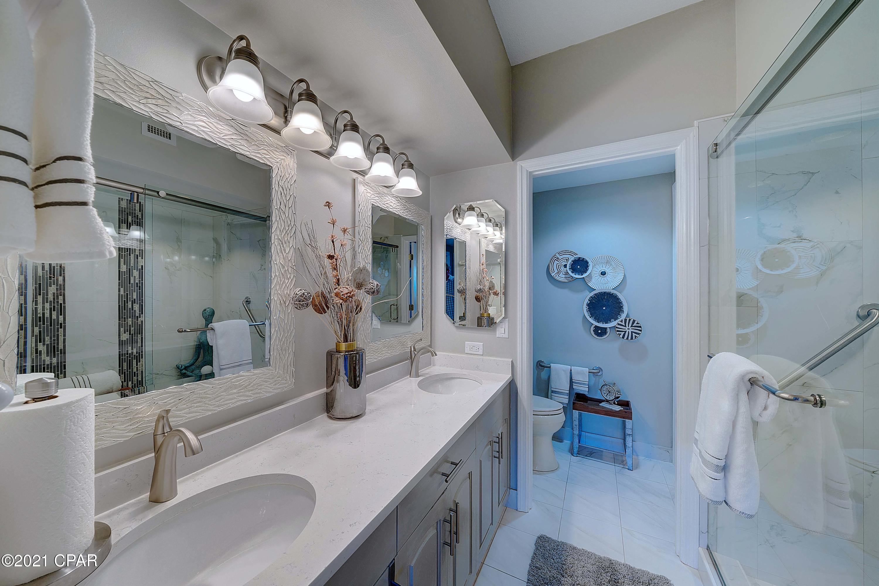 Summerwinds Condo - Residential