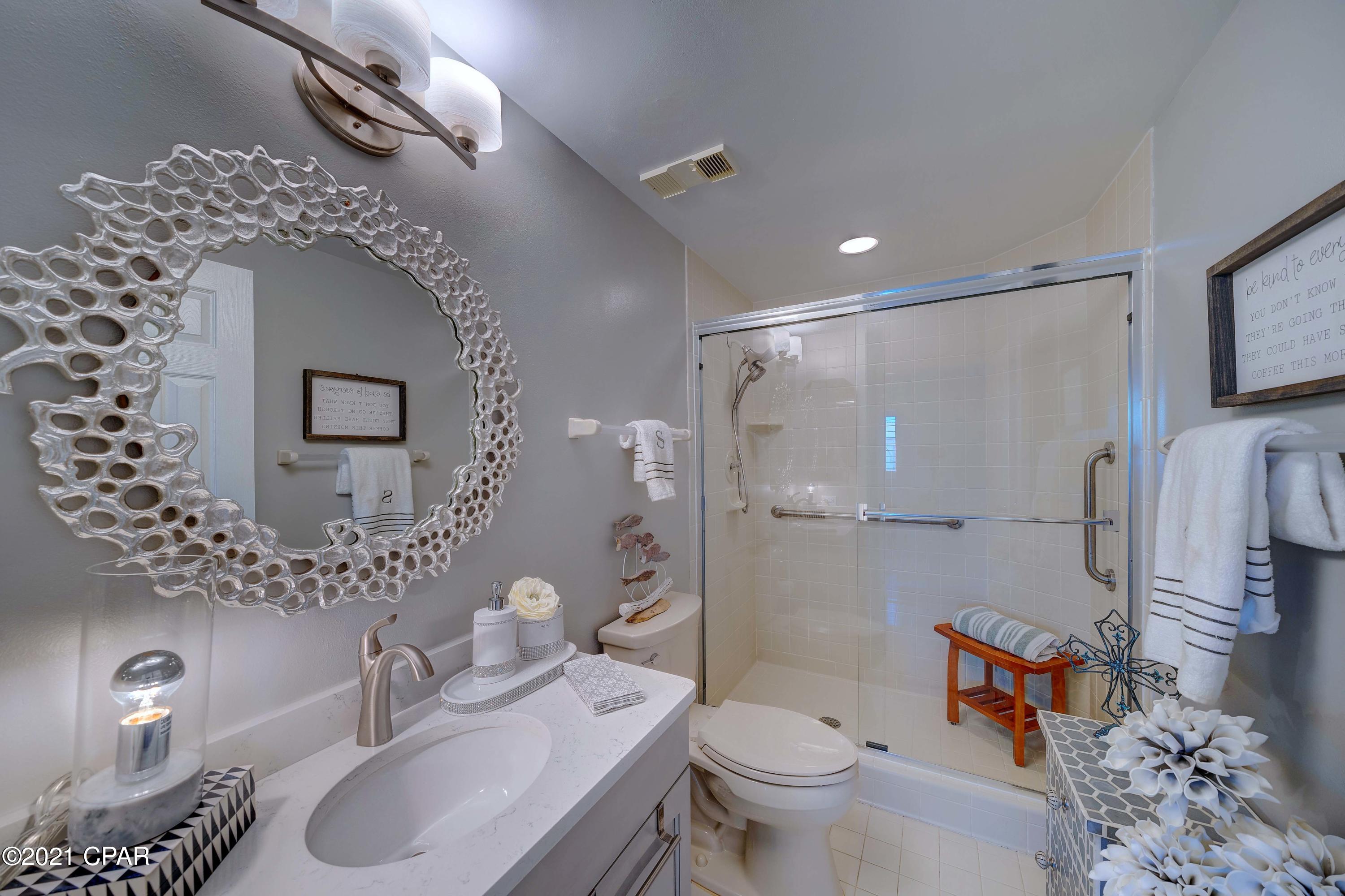 Summerwinds Condo - Residential