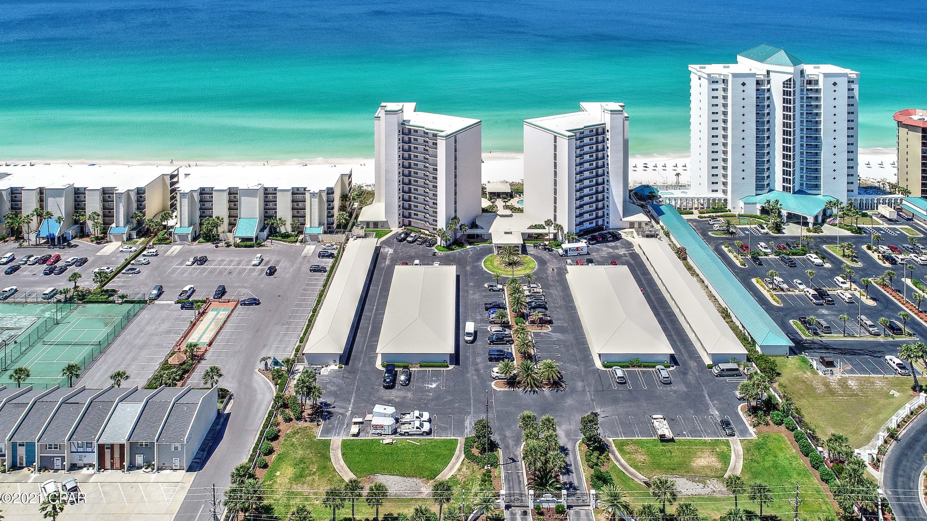 Summerwinds Condo - Residential