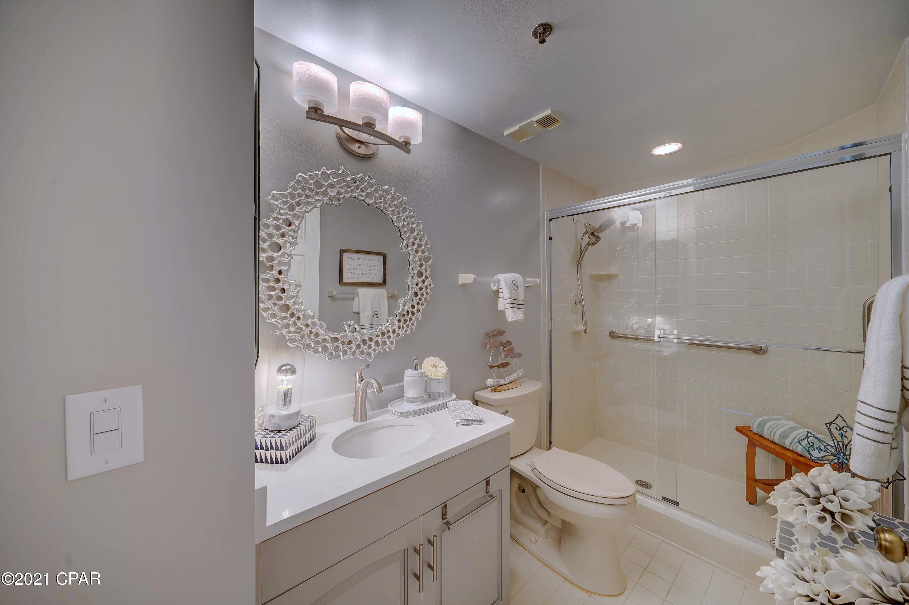 Summerwinds Condo - Residential