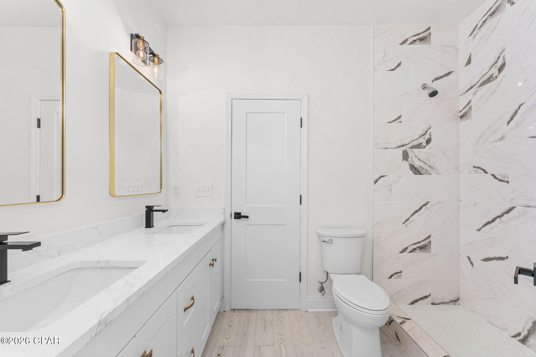 Oakwood Lakes - Residential