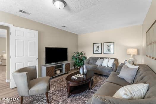 Lakewood Manor U-1 Rep - Residential