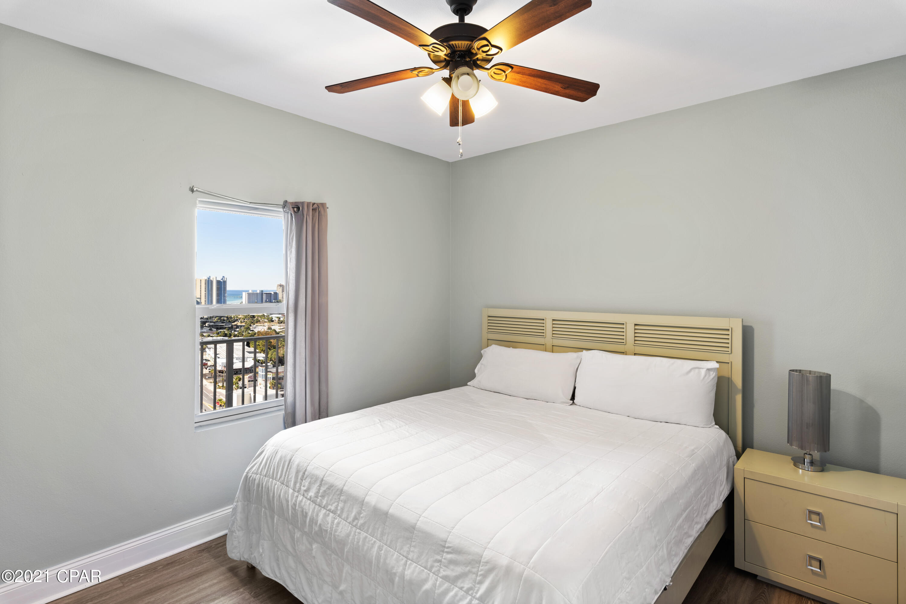 Laketown Wharf - Residential