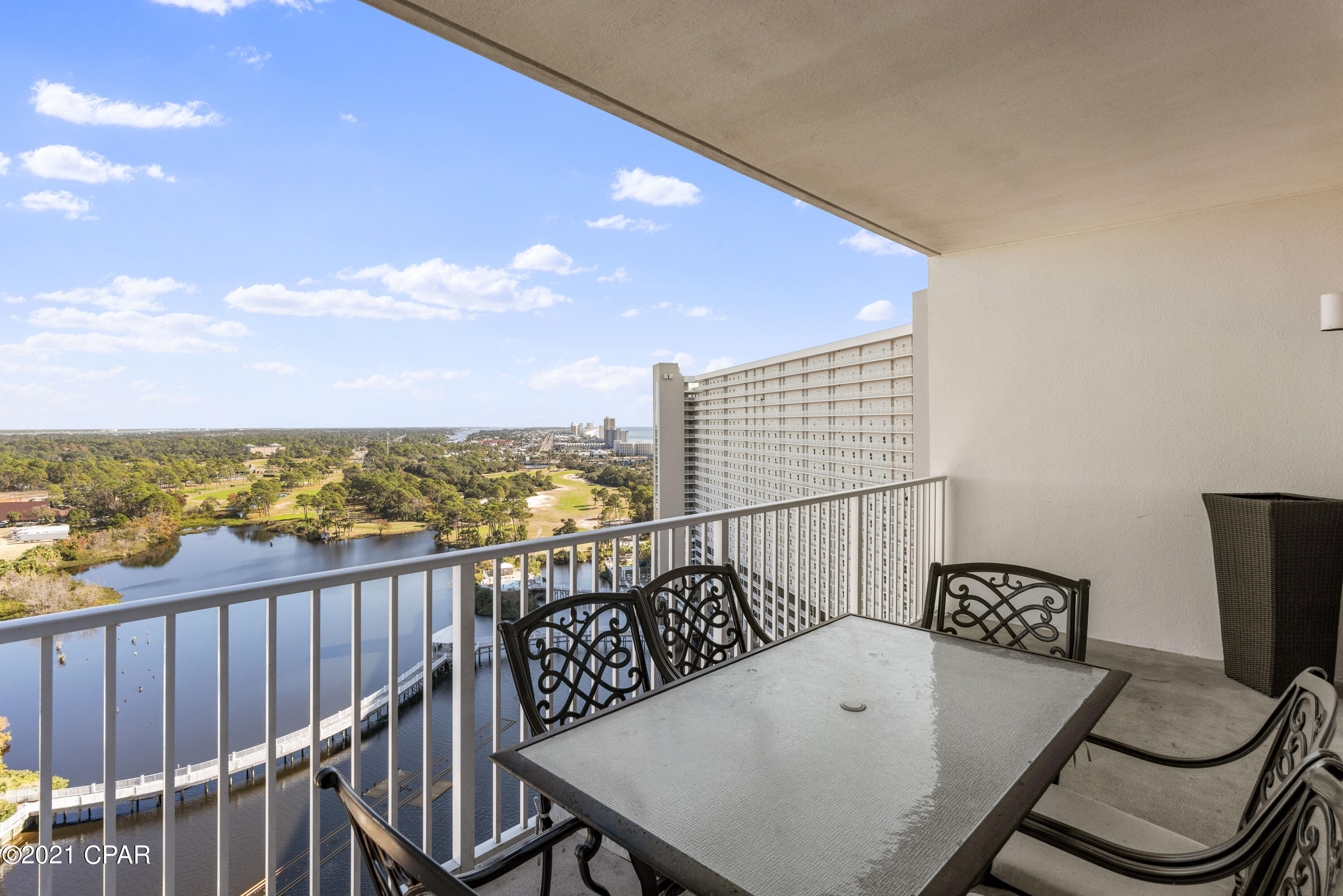 Laketown Wharf - Residential