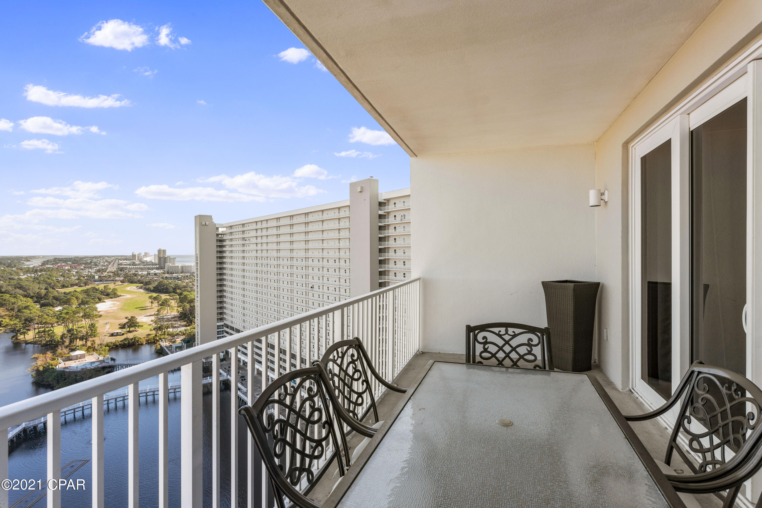 Laketown Wharf - Residential