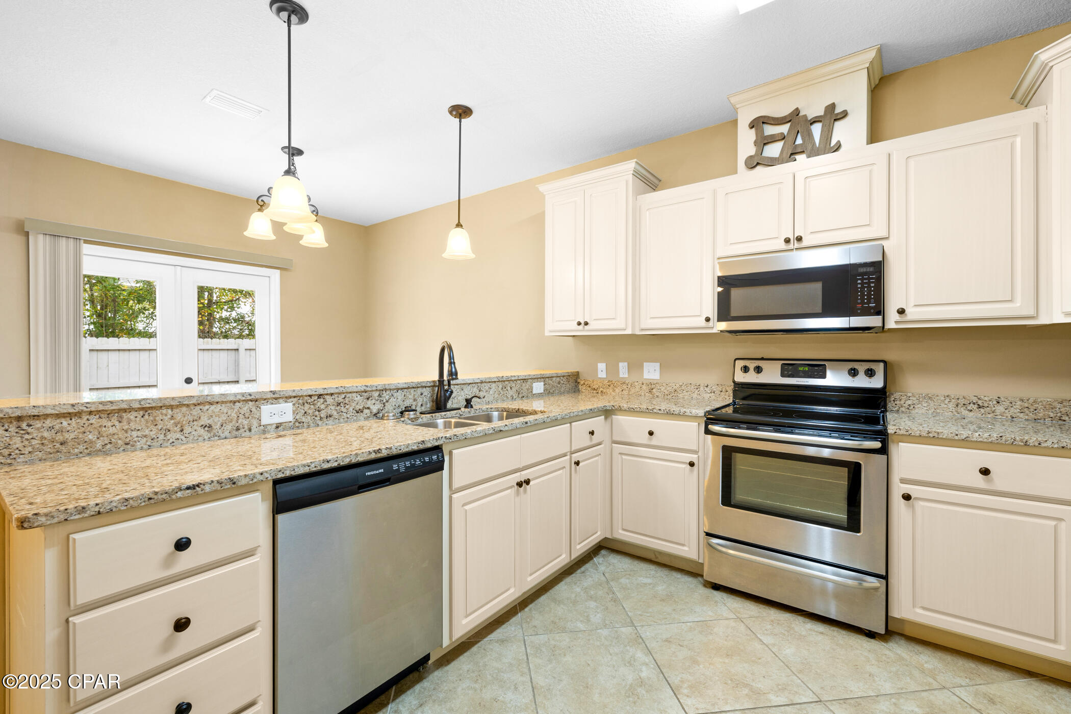 Annabella's Townhomes - Residential