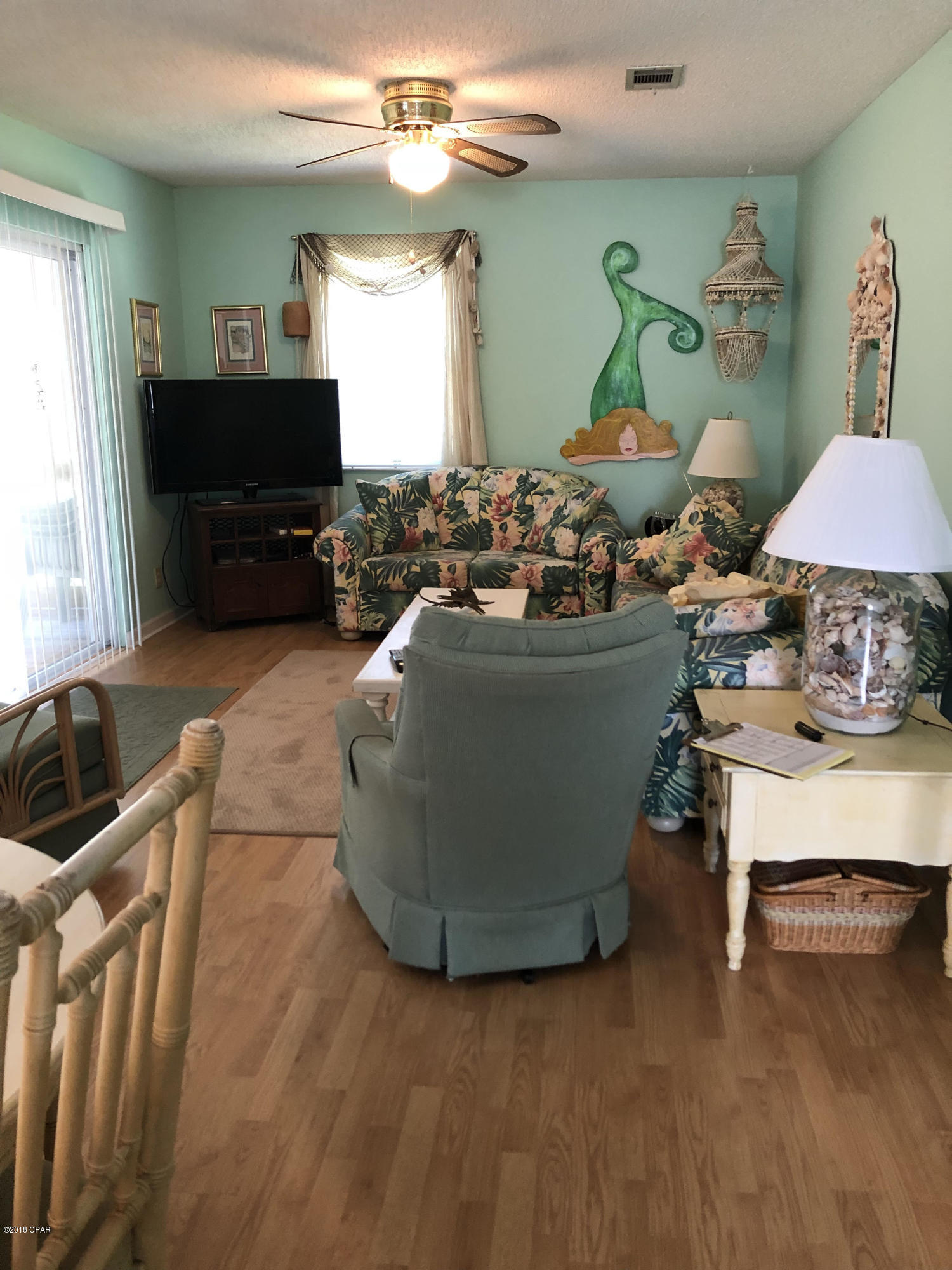 Laguna Beach Estates 7th Add - Residential