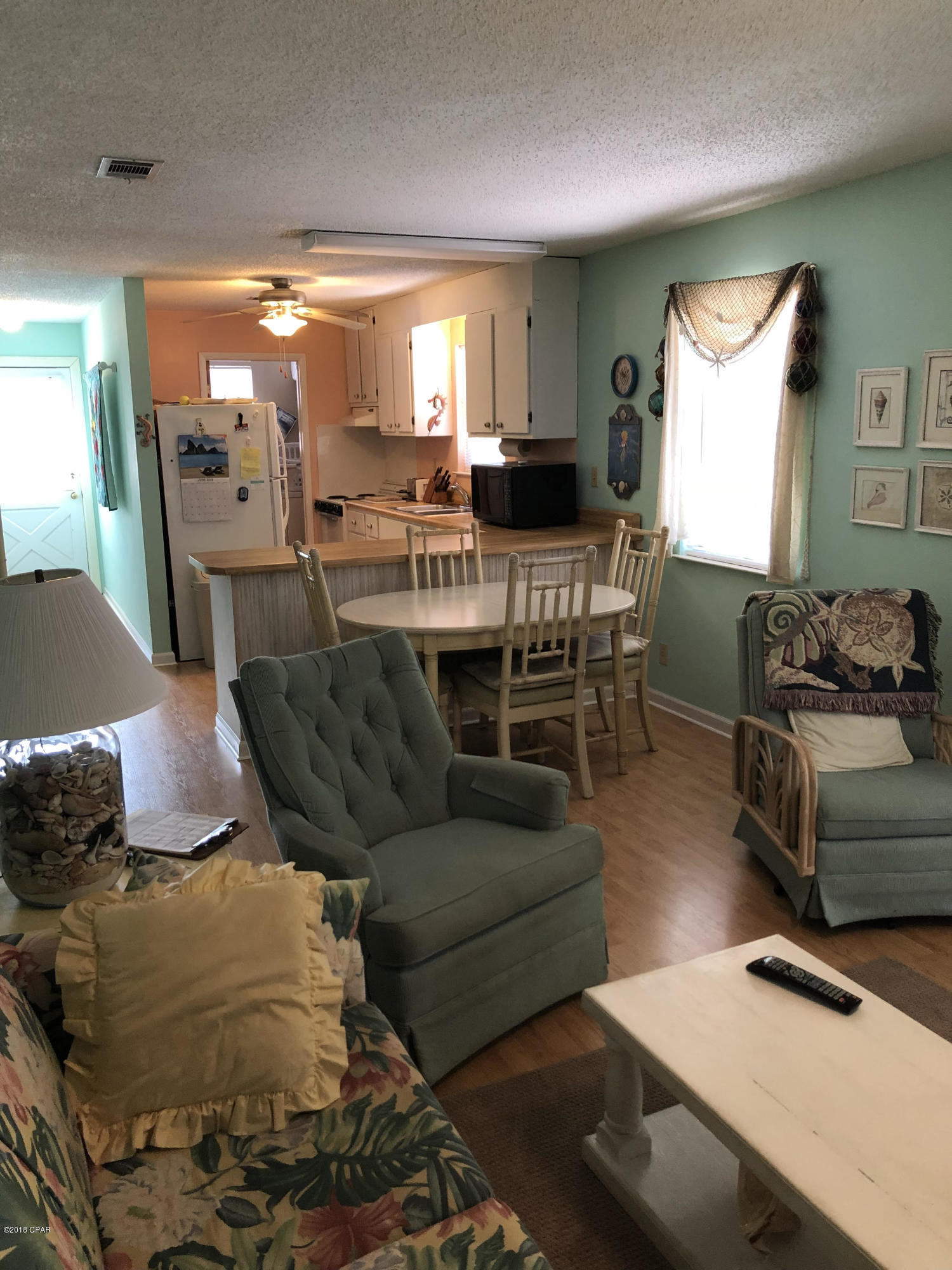 Laguna Beach Estates 7th Add - Residential