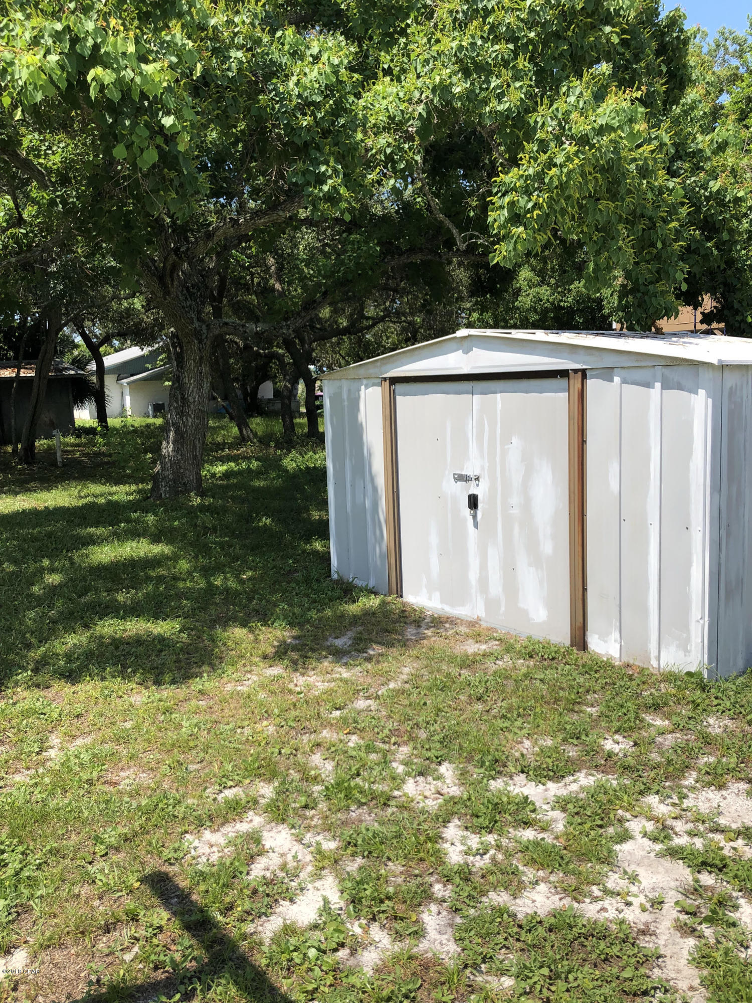 Laguna Beach Estates 7th Add - Residential