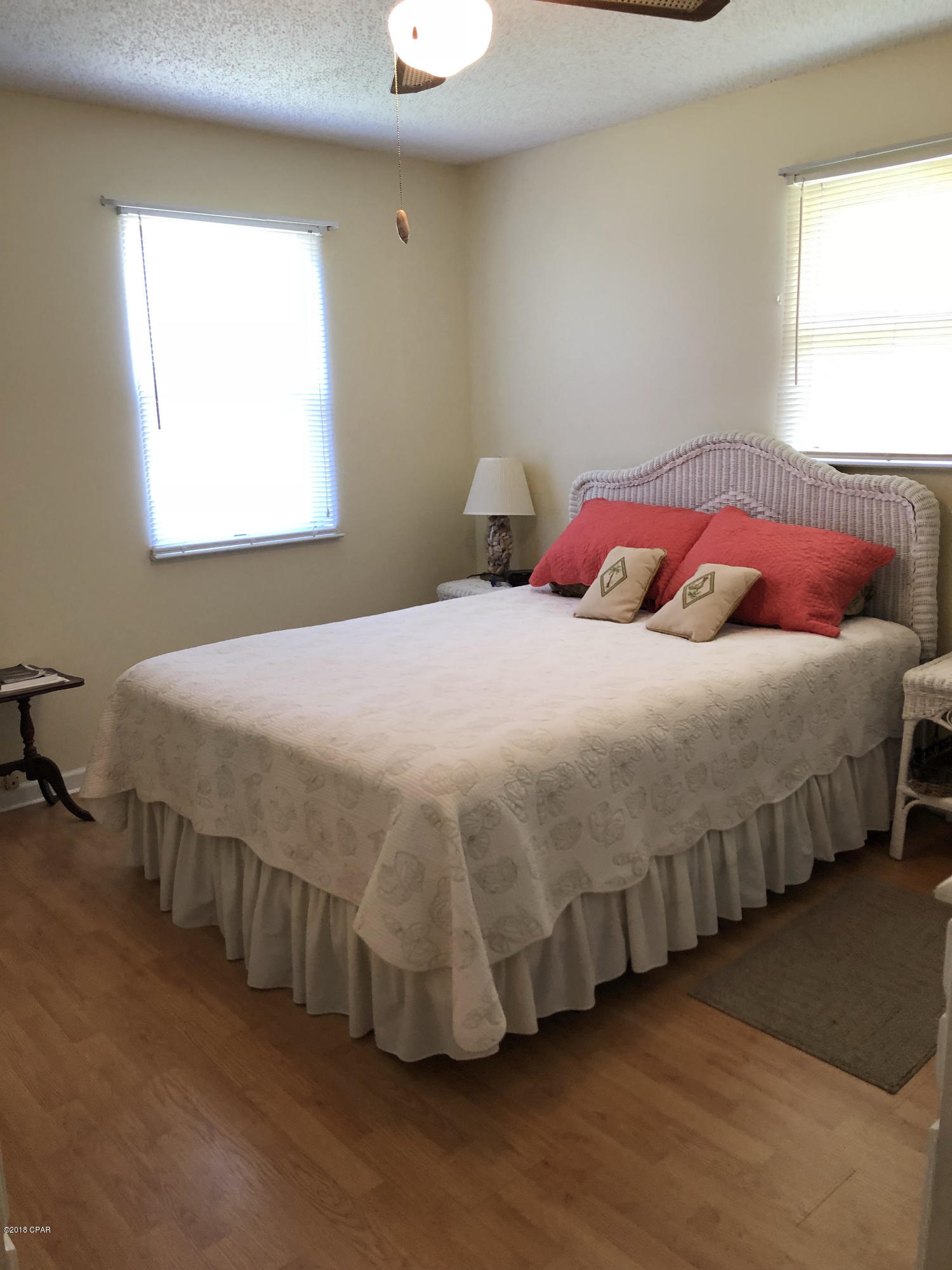 Laguna Beach Estates 7th Add - Residential