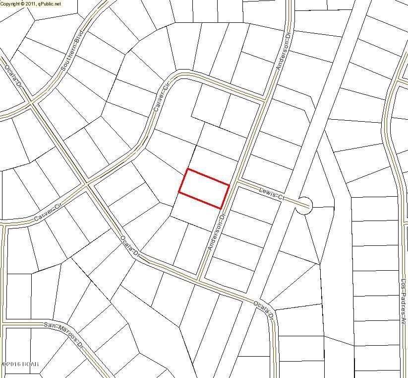 Compass Lake In The Hills - Land