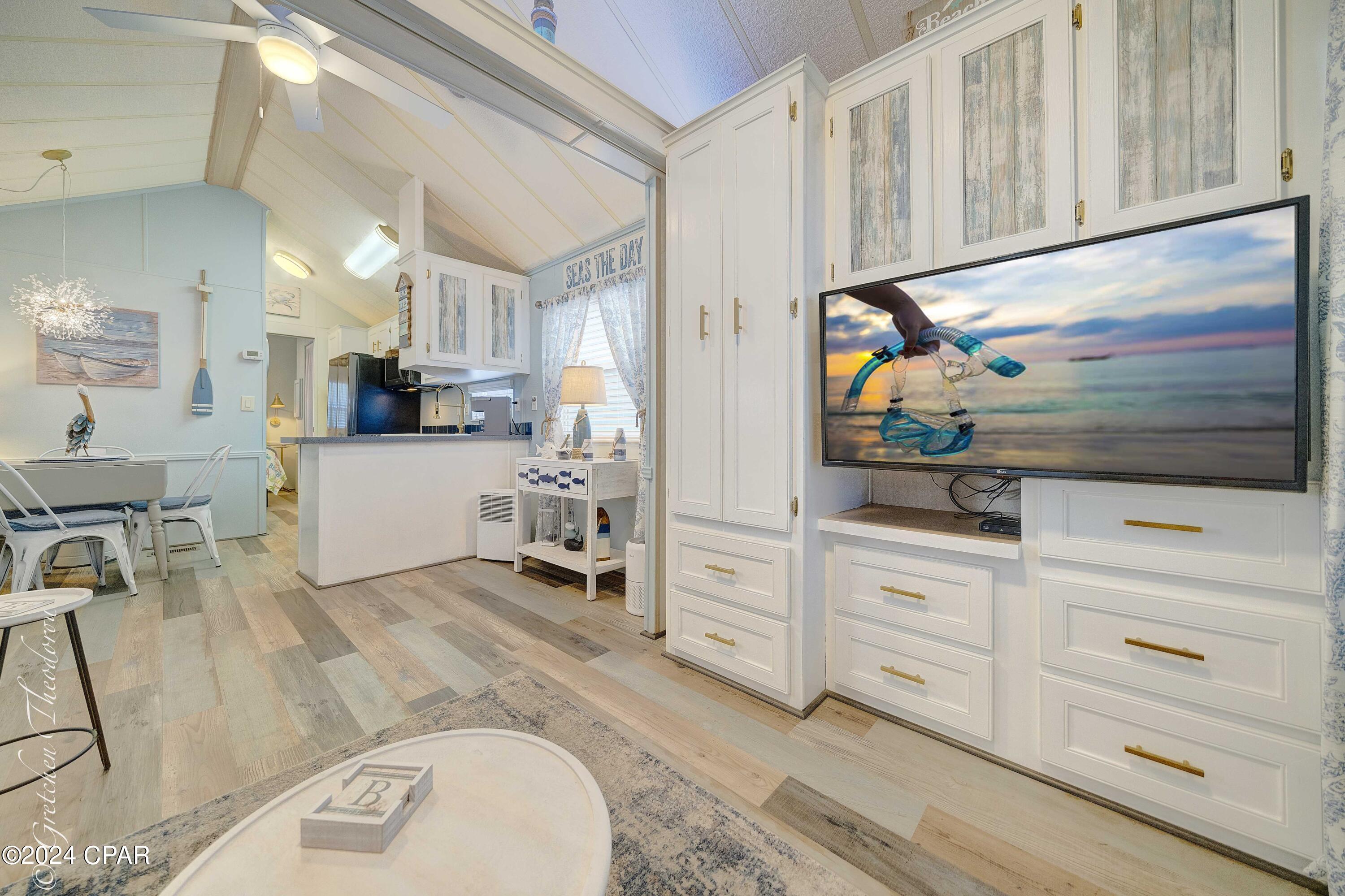 Emerald Pointe Resort - Residential