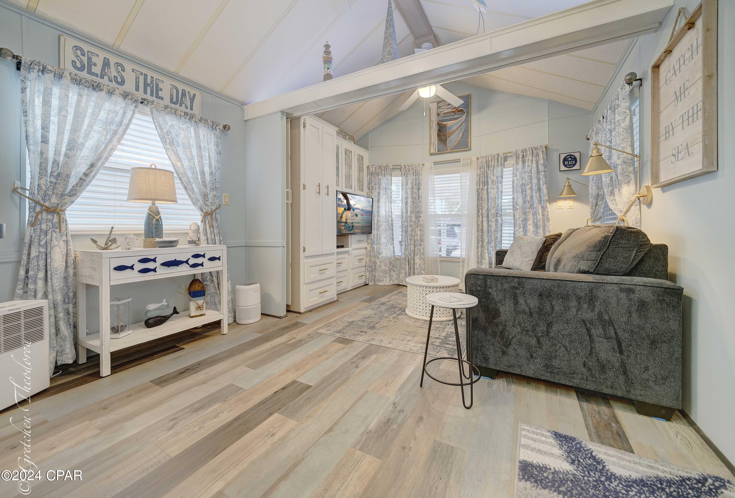 Emerald Pointe Resort - Residential