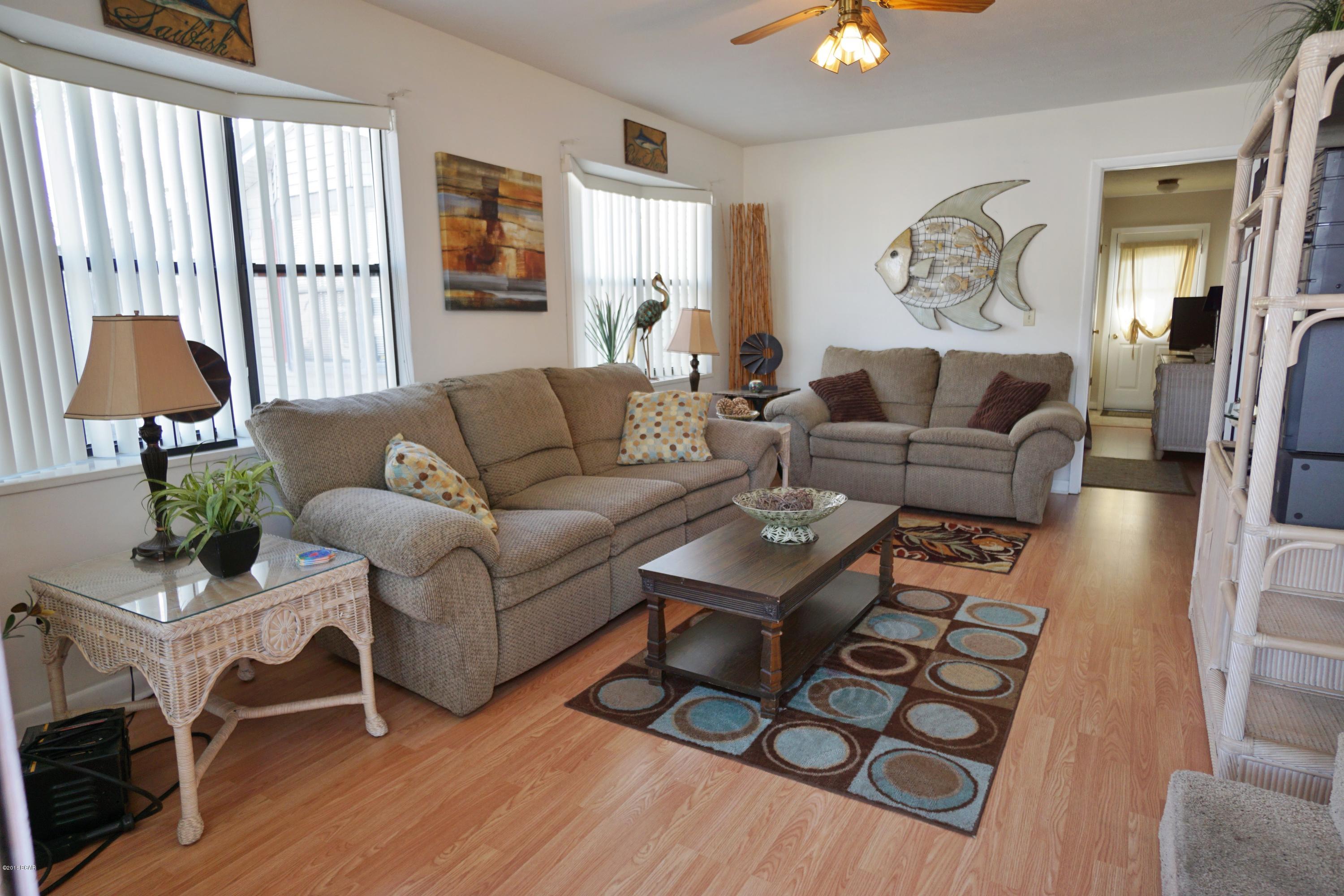 Venture Out Travel Trail - Residential