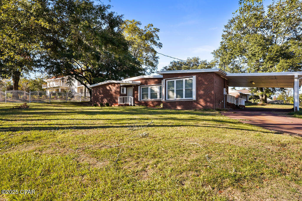 Bonifay - Residential