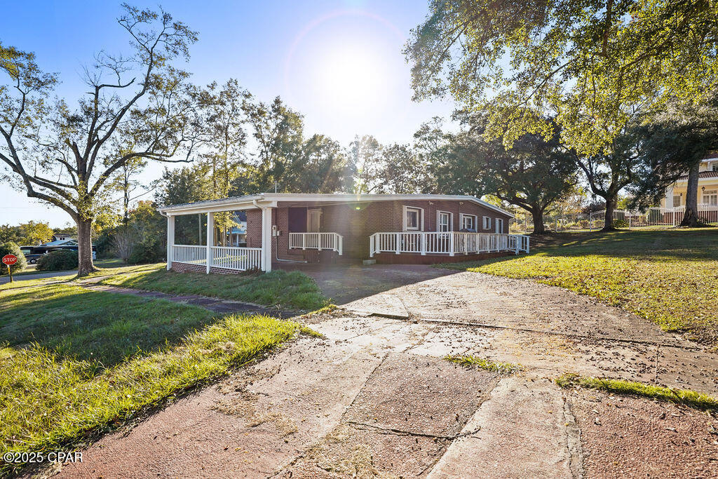 Bonifay - Residential