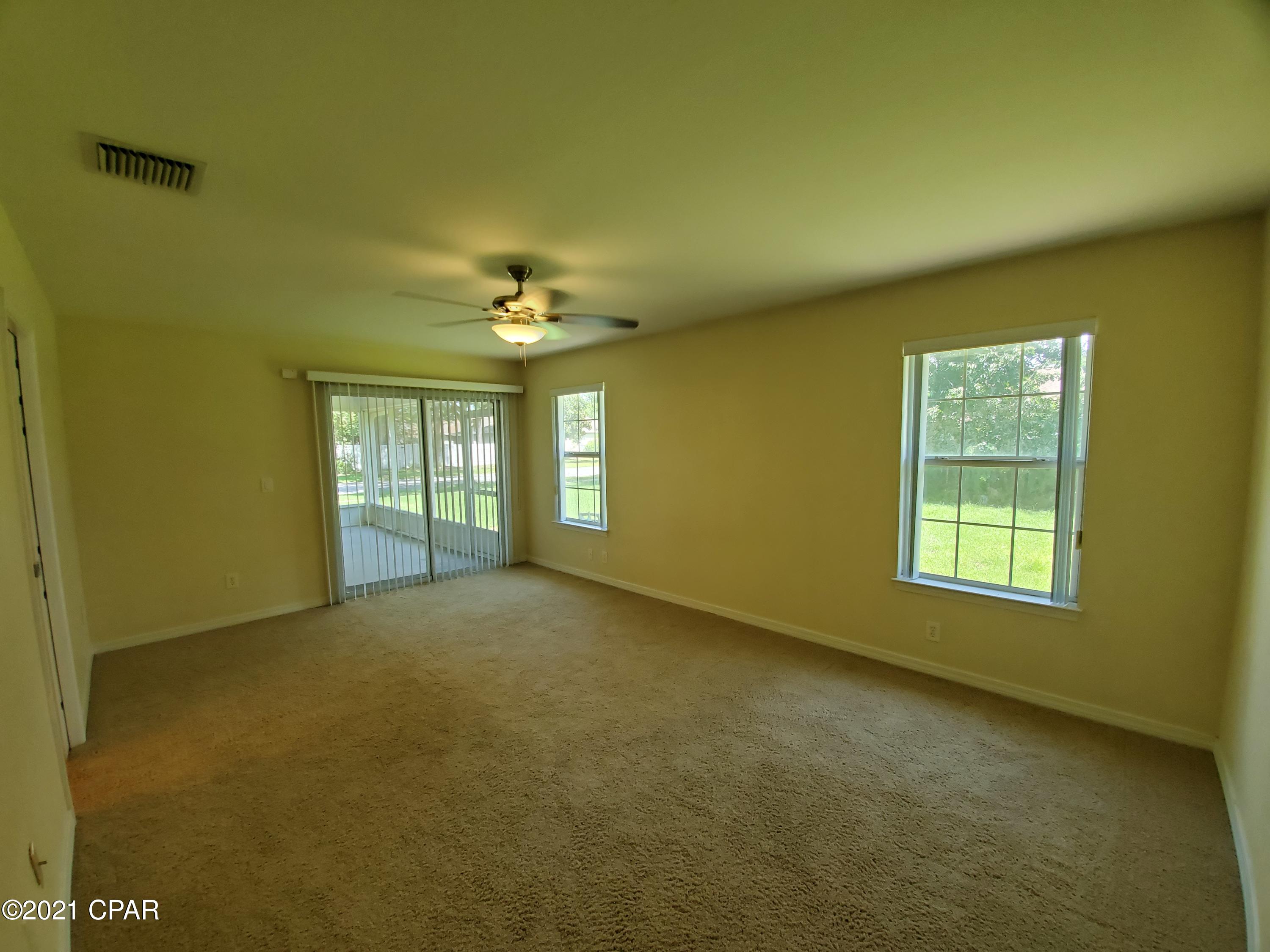 Palm Cove Phase III - Residential Lease