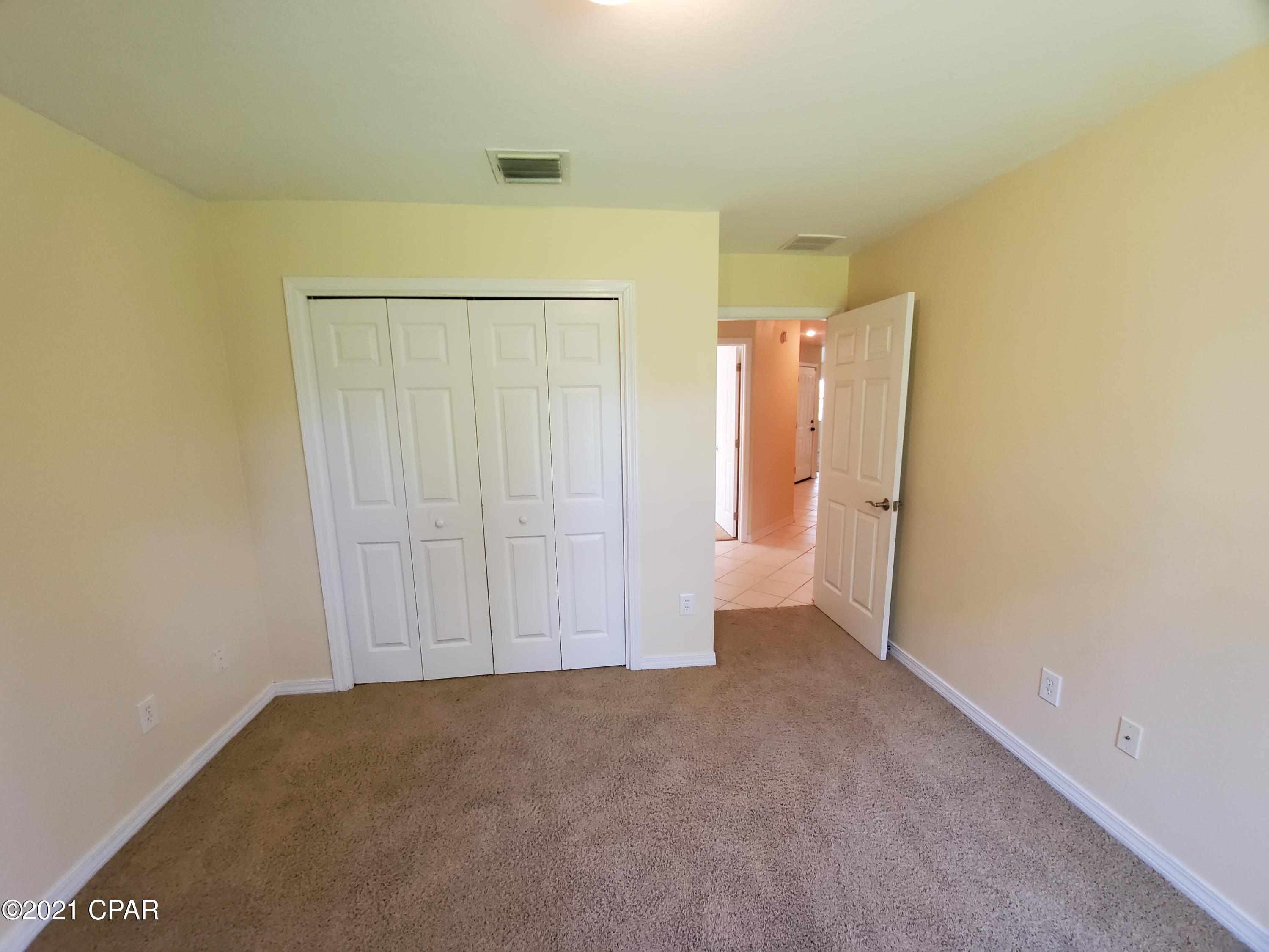 Palm Cove Phase III - Residential Lease